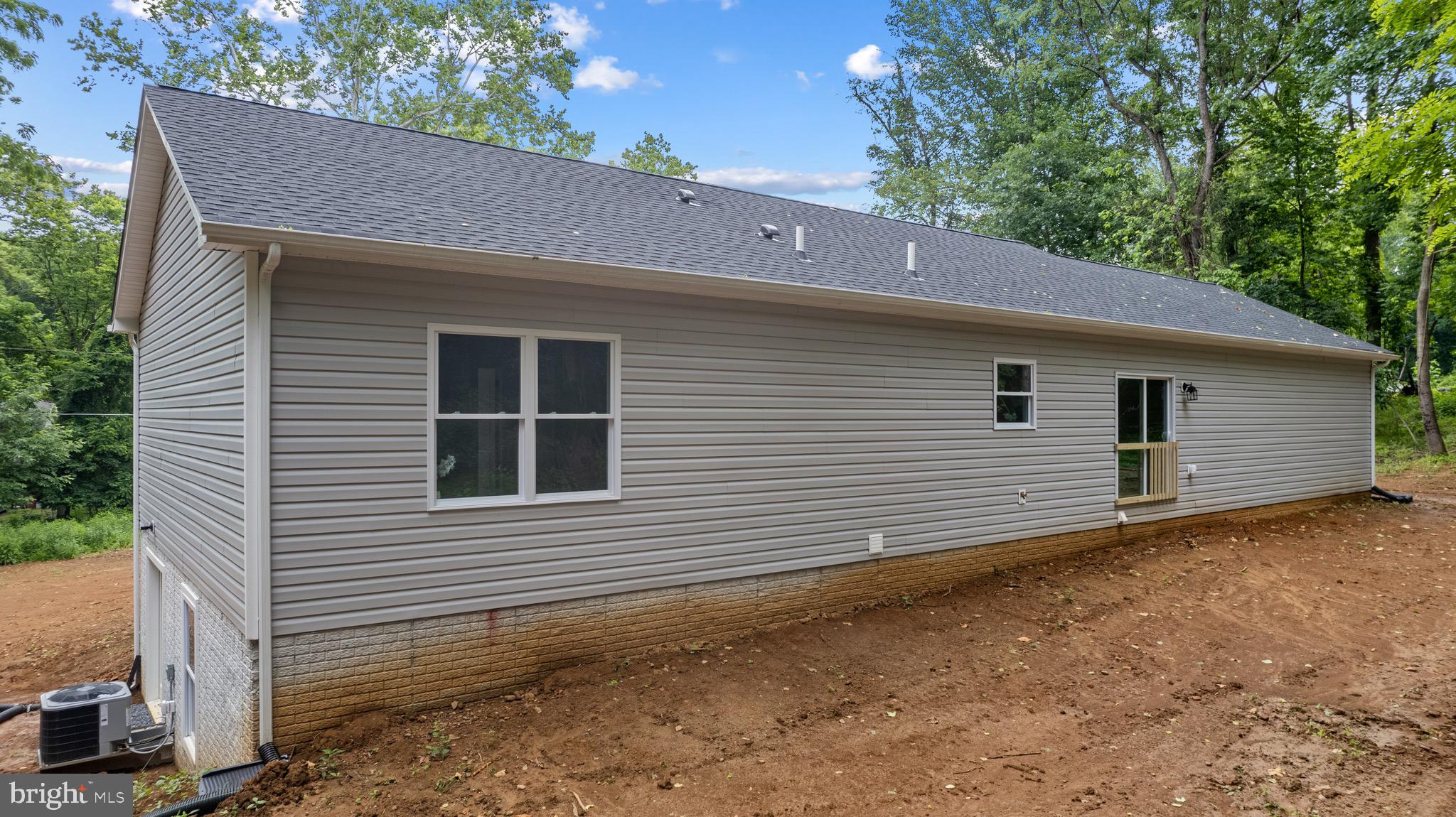 190 Dawn Lane Ln
