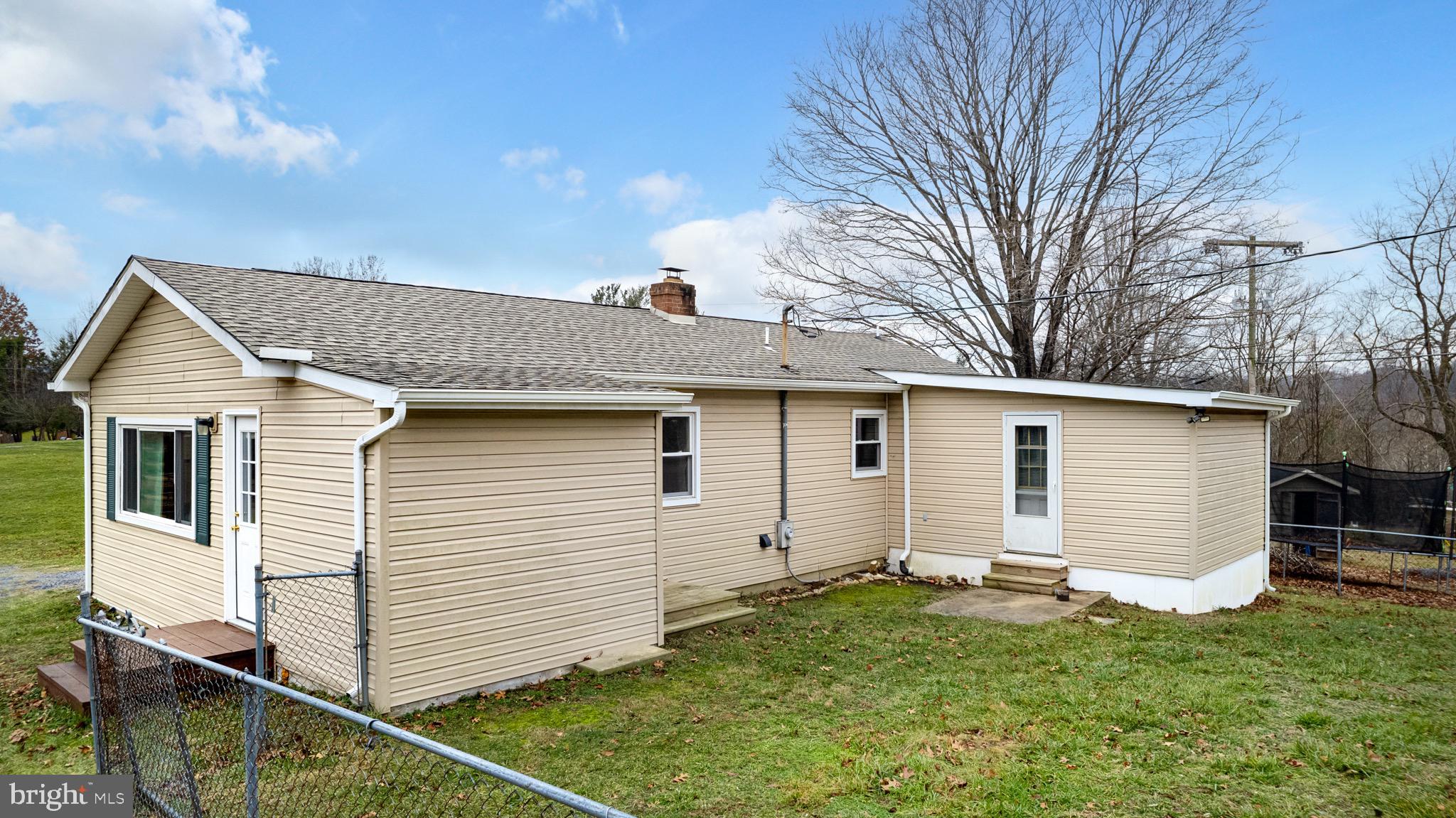 224 Marcum LANE