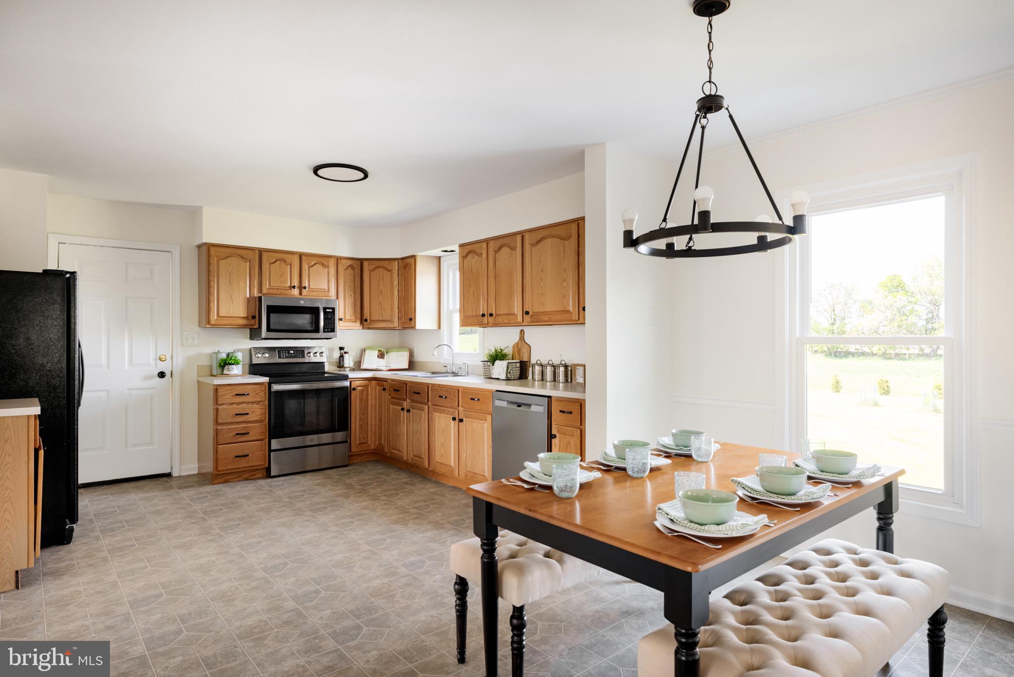 78 Fairview Dr