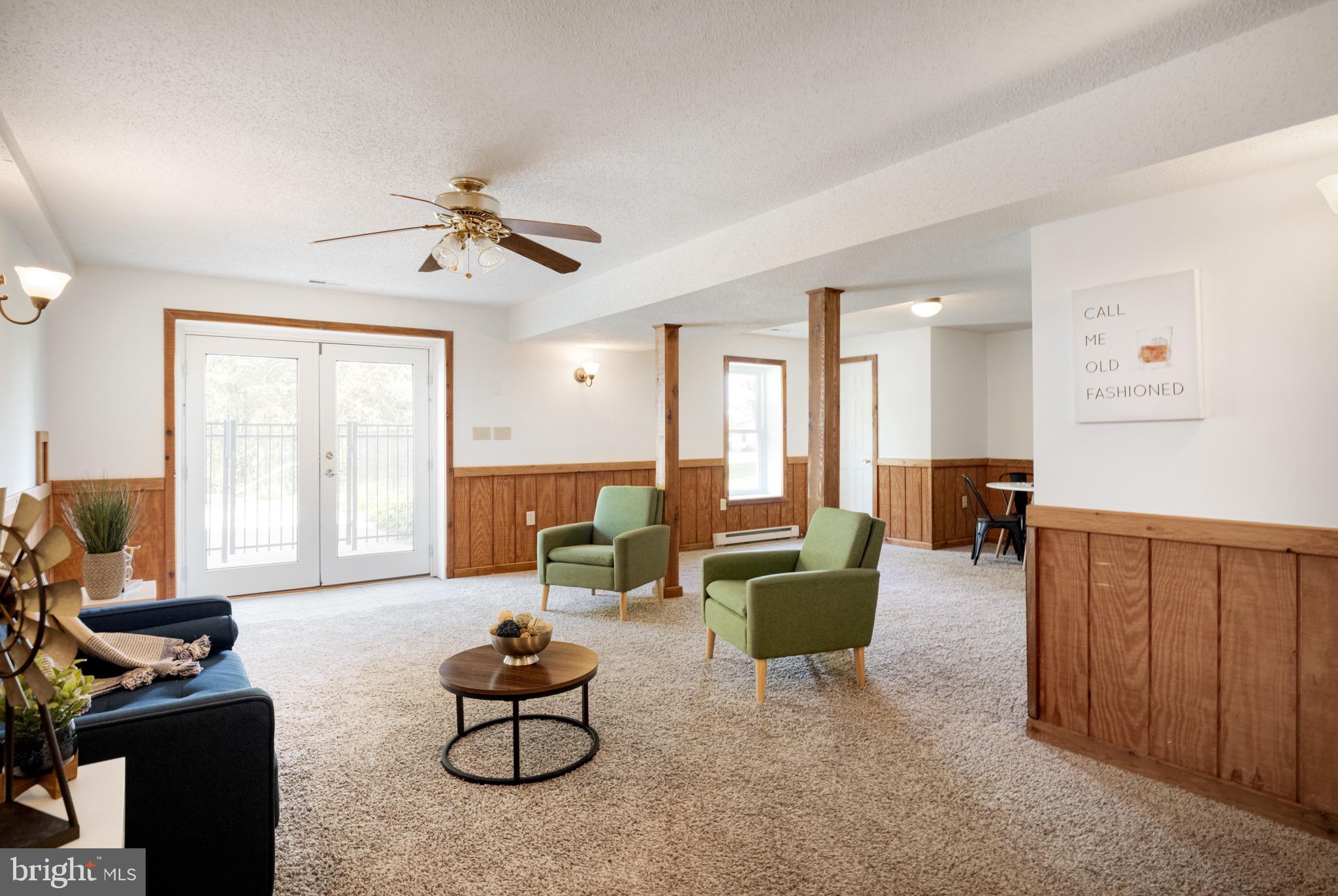 78 Fairview Dr