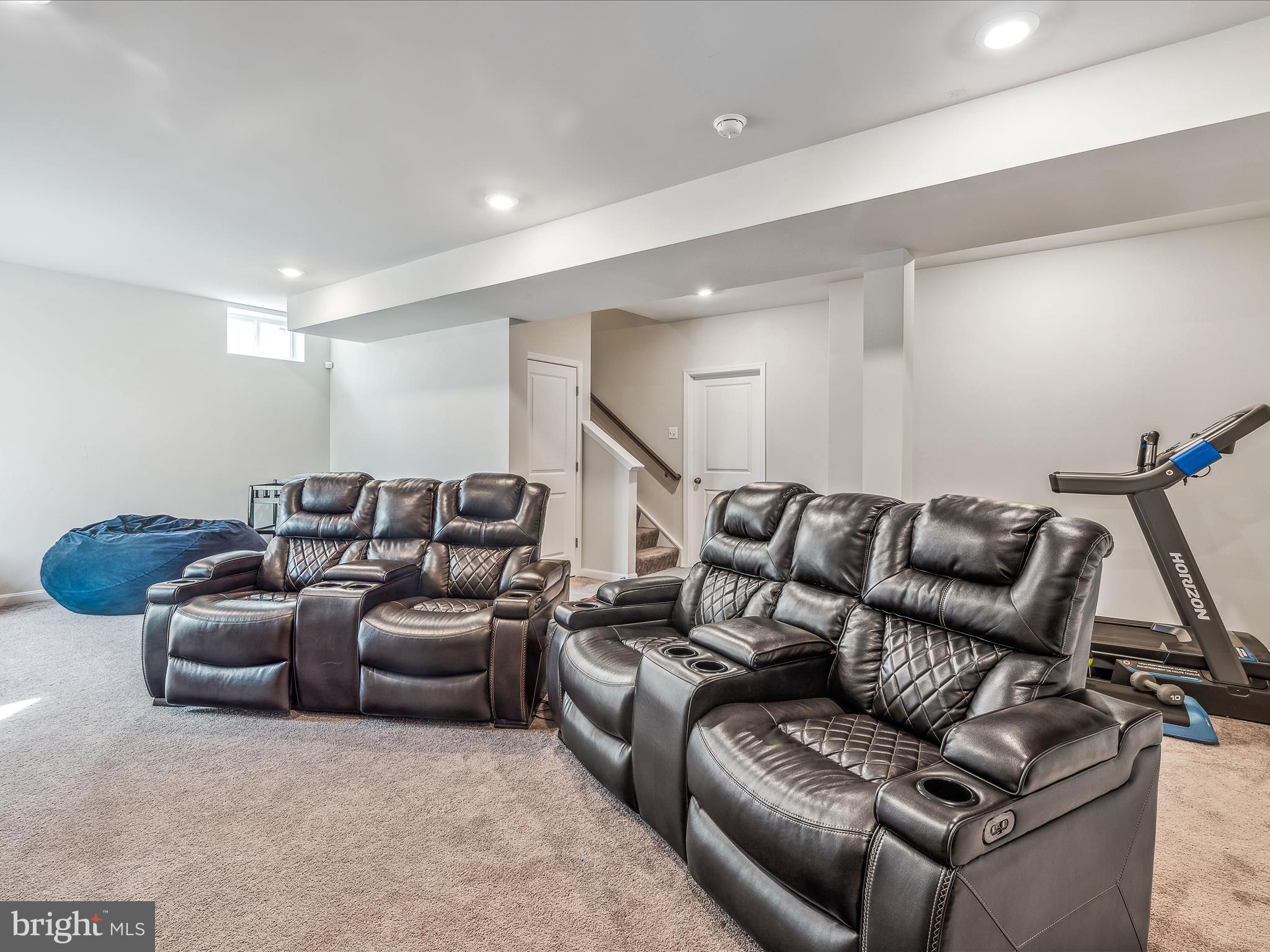 639 Barksdale Dr