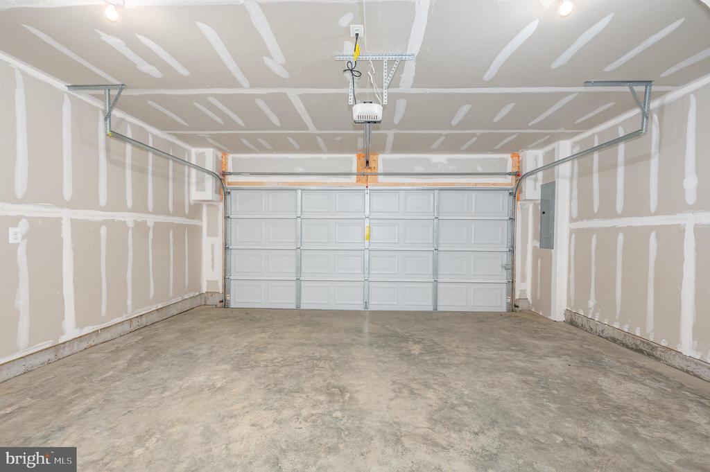 48 BROOKFIELD MEWS