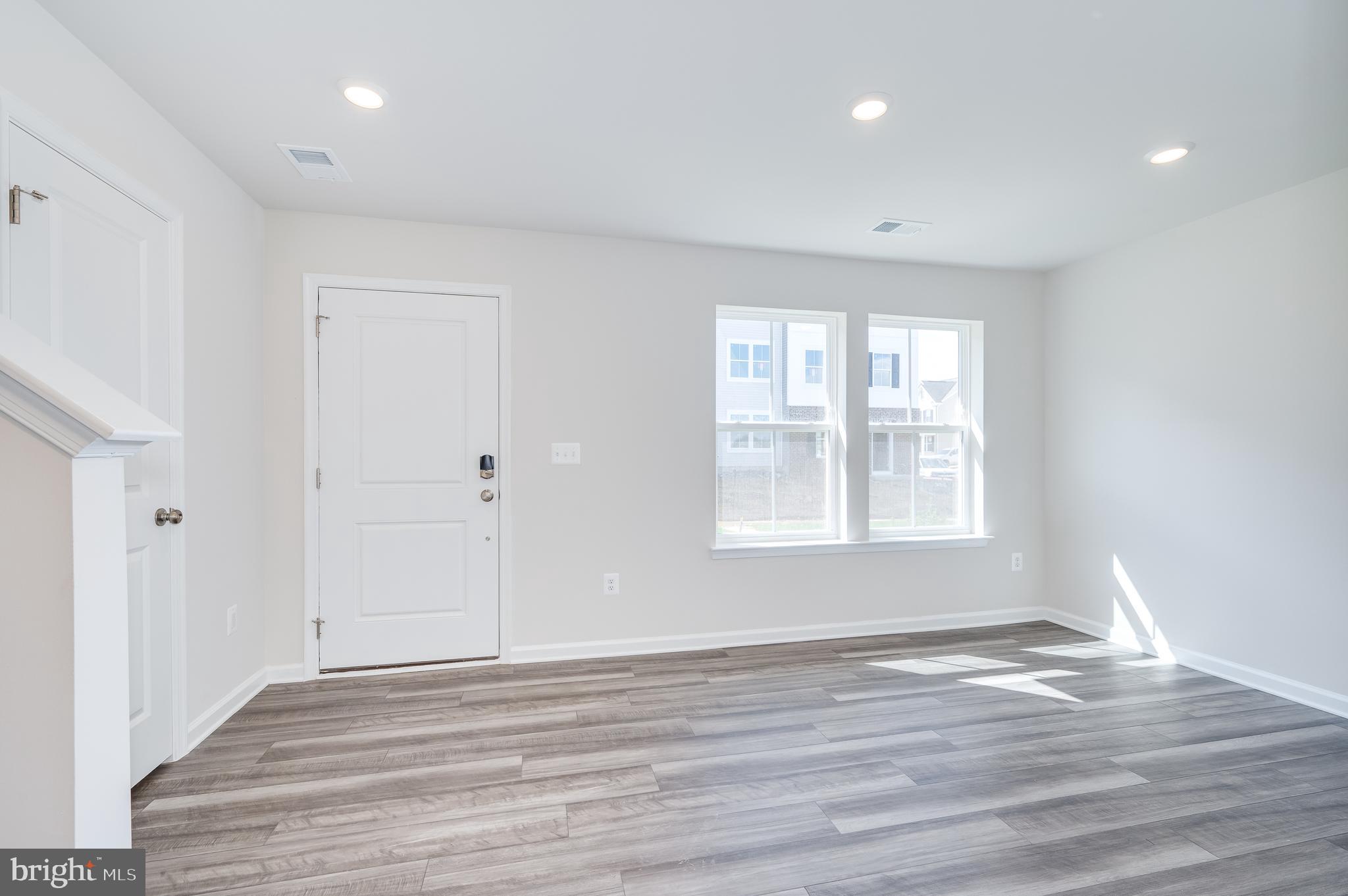 48 BROOKFIELD MEWS