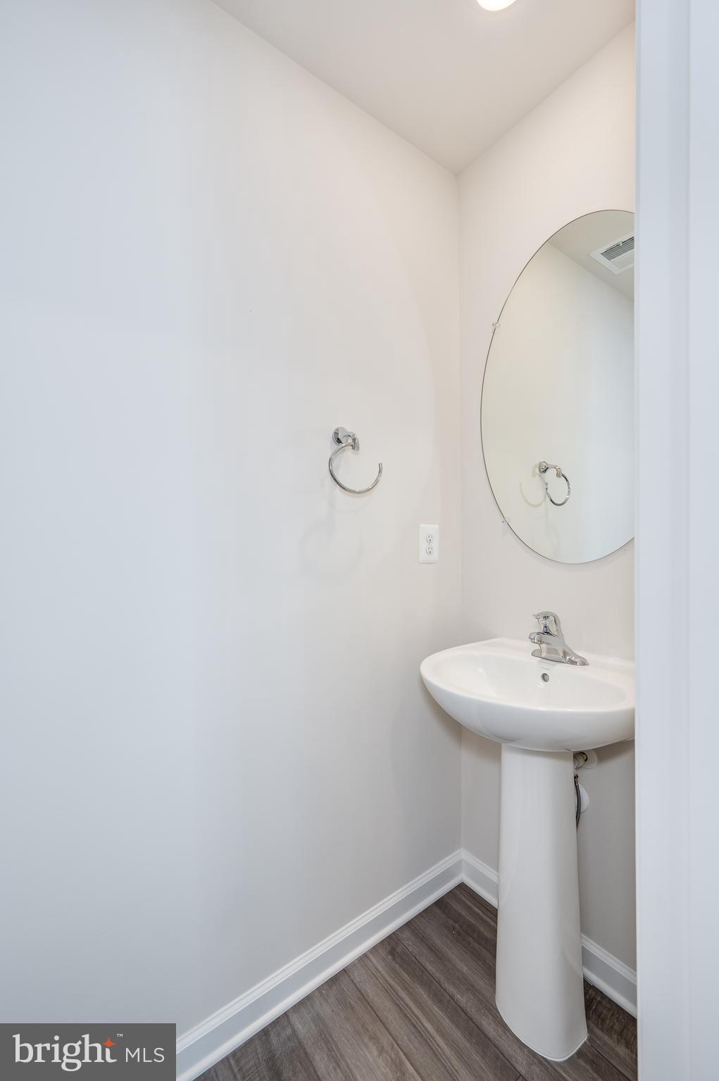 48 BROOKFIELD MEWS