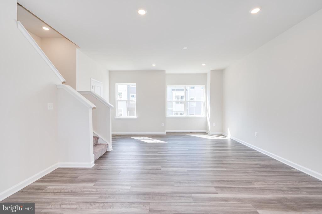 48 BROOKFIELD MEWS