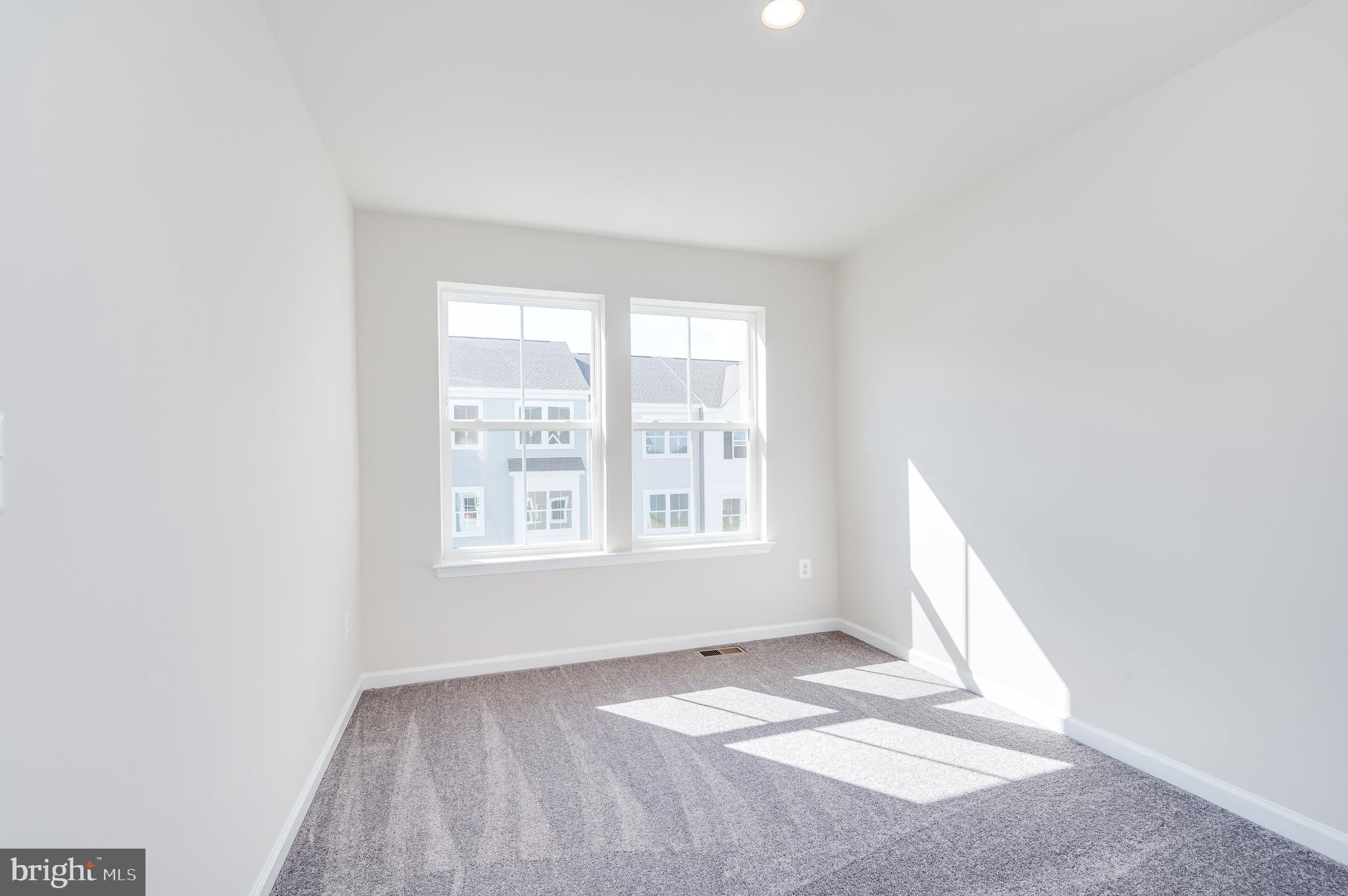 48 BROOKFIELD MEWS