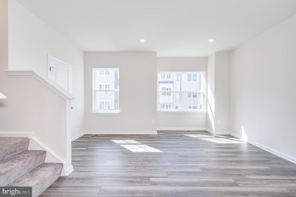 48 BROOKFIELD MEWS