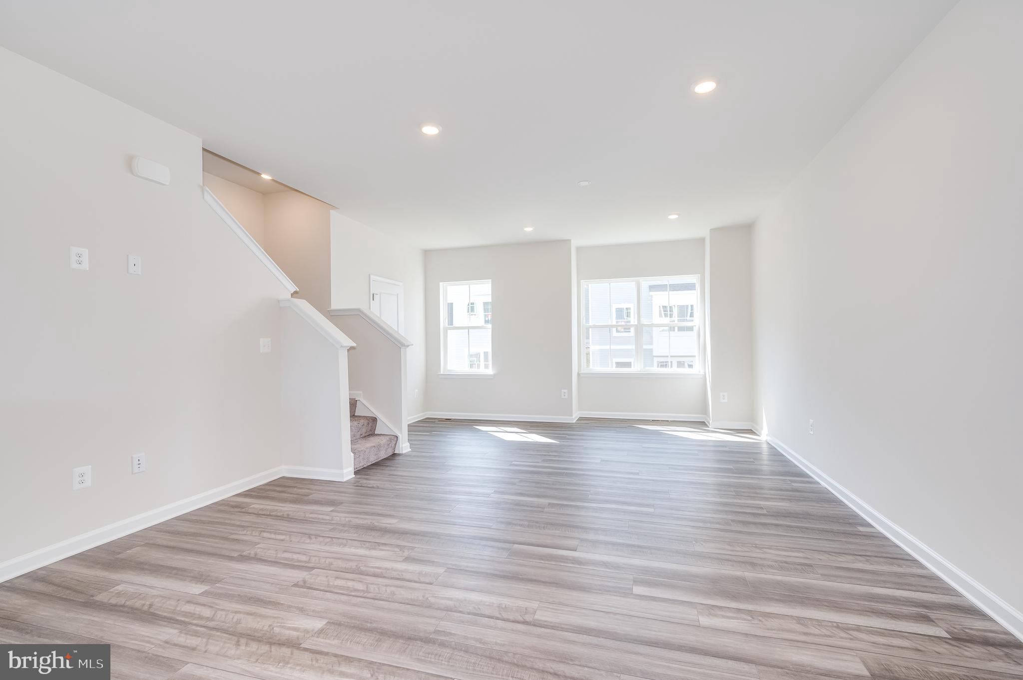48 BROOKFIELD MEWS
