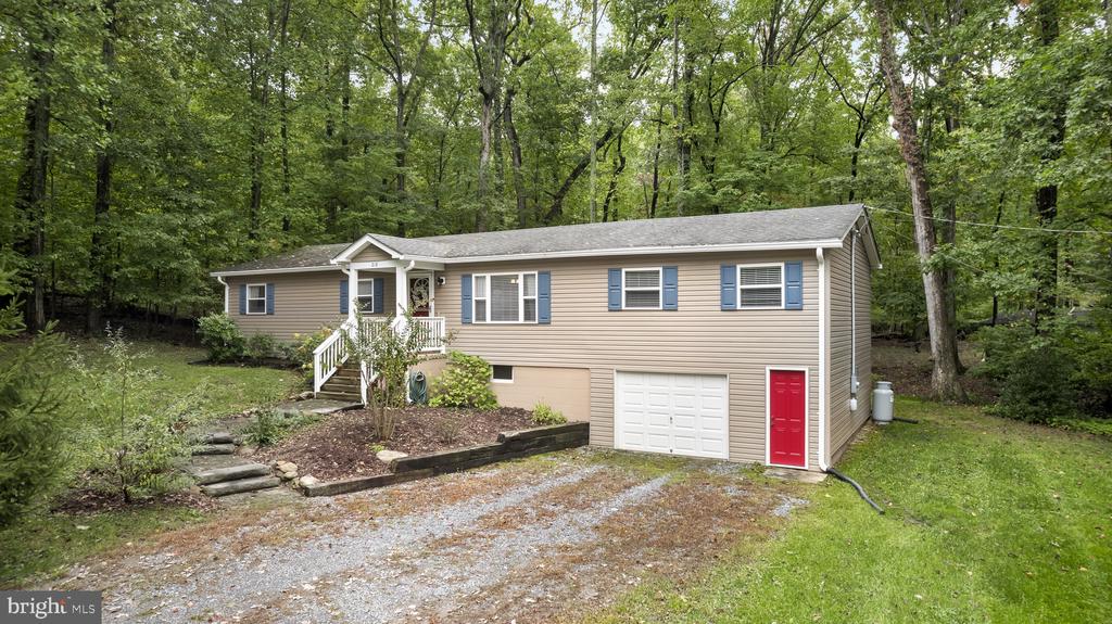 218 Red Fox Rd