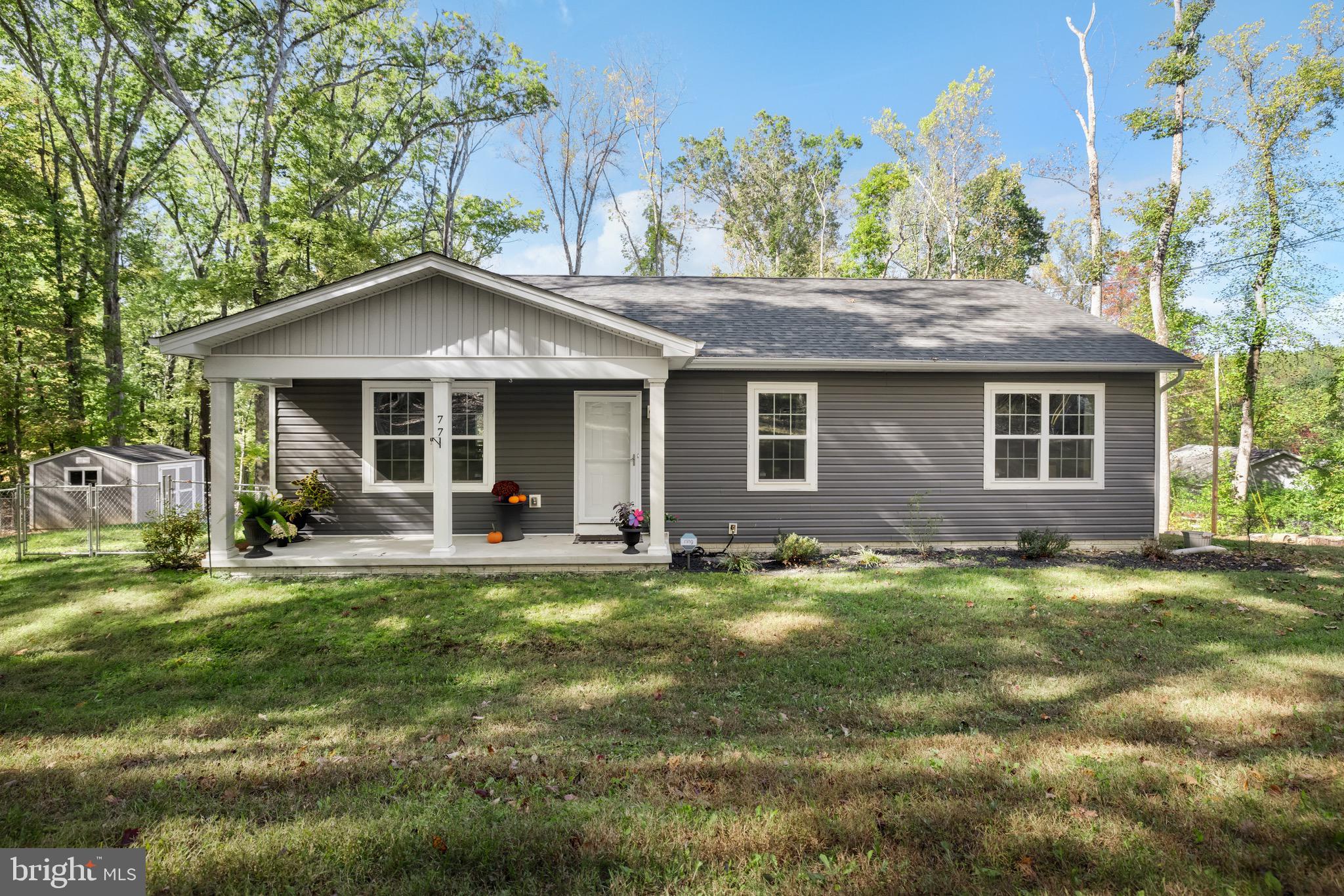 77 Wayne Ct