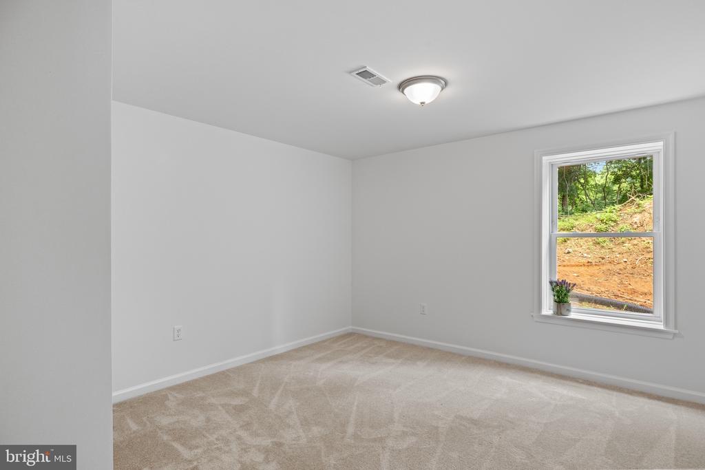 214 Antler Trail Rd