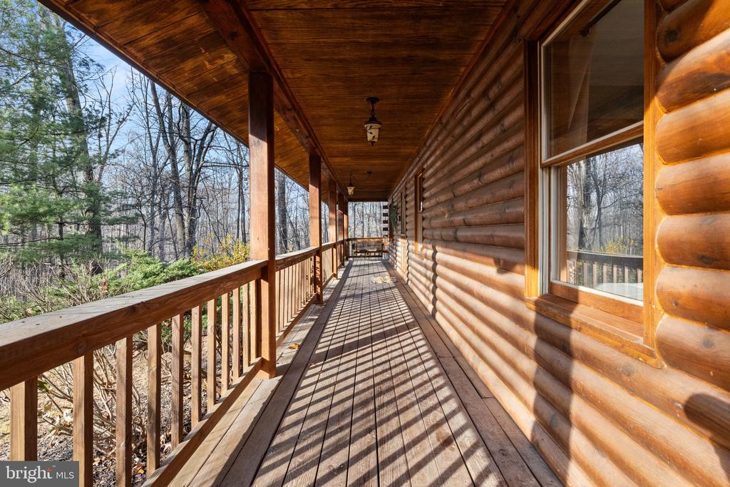 303 Apple Jack Ln