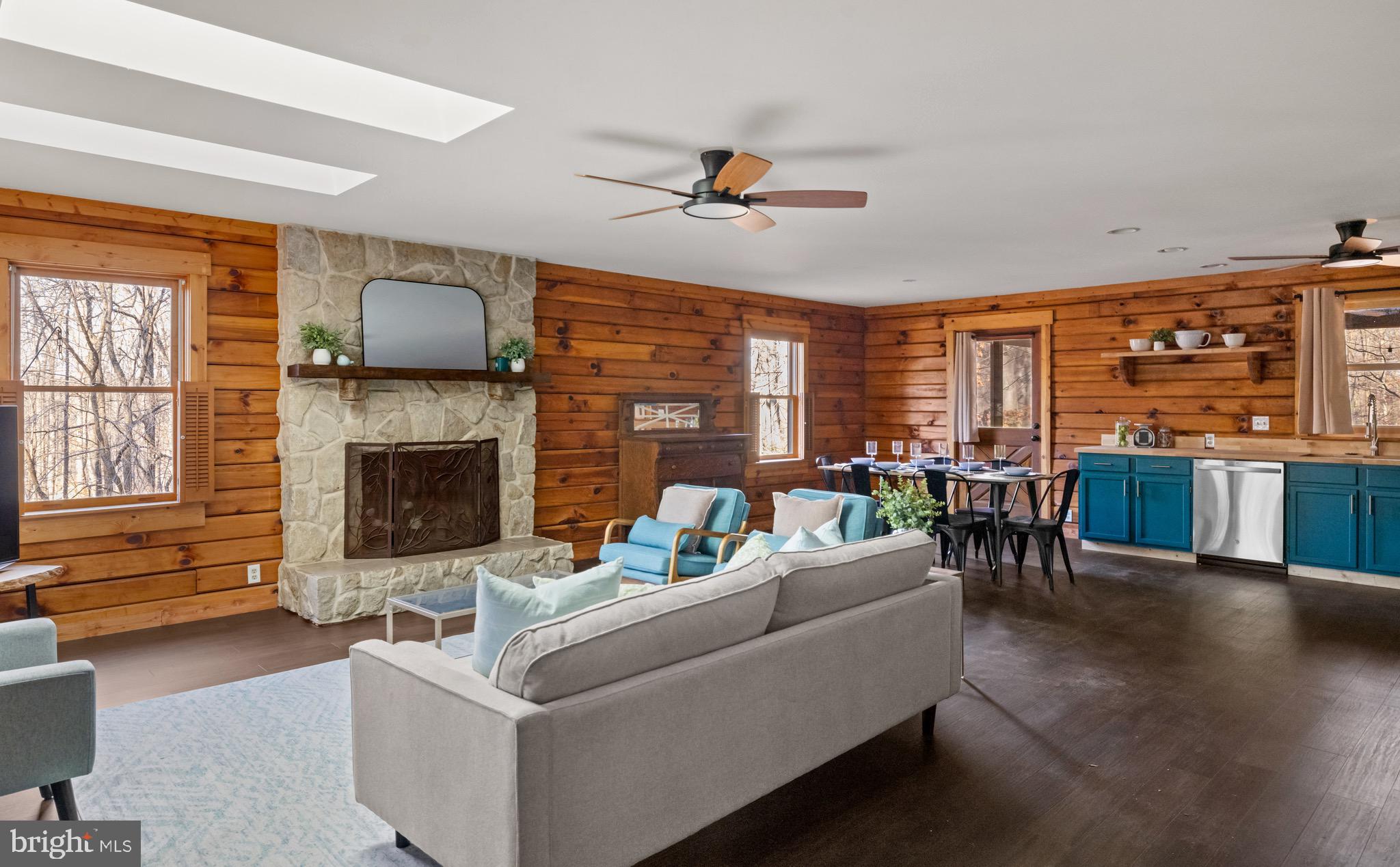 303 Apple Jack Ln