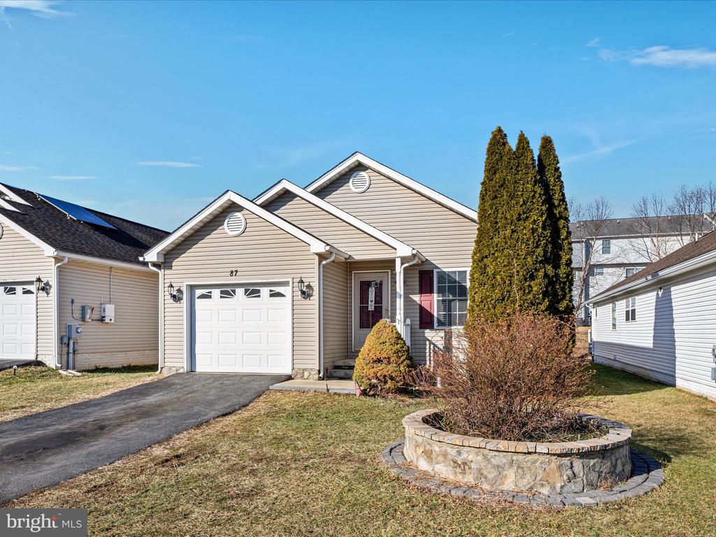 87 Peter Rabbit Dr