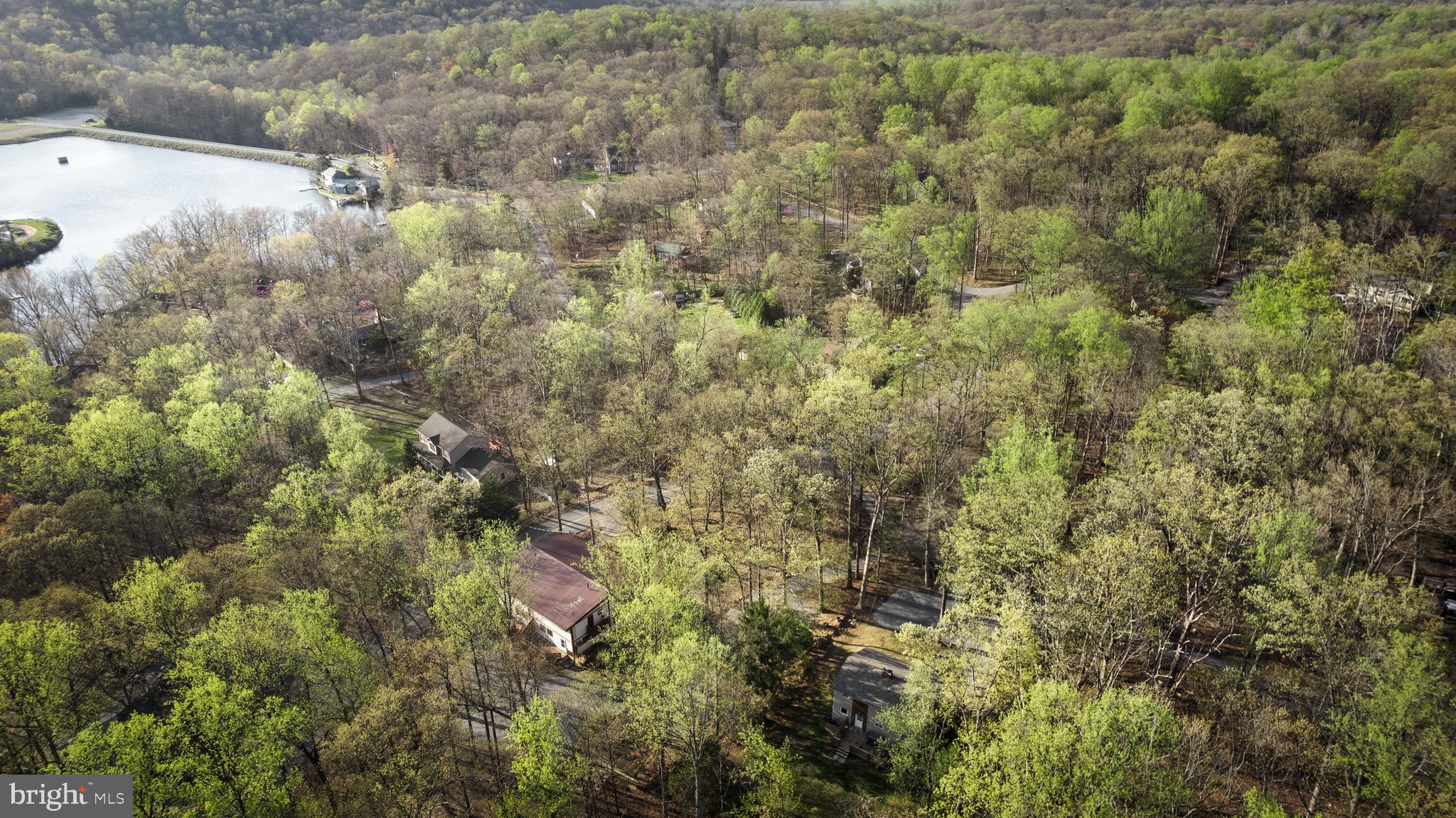 40 Crooked Rd