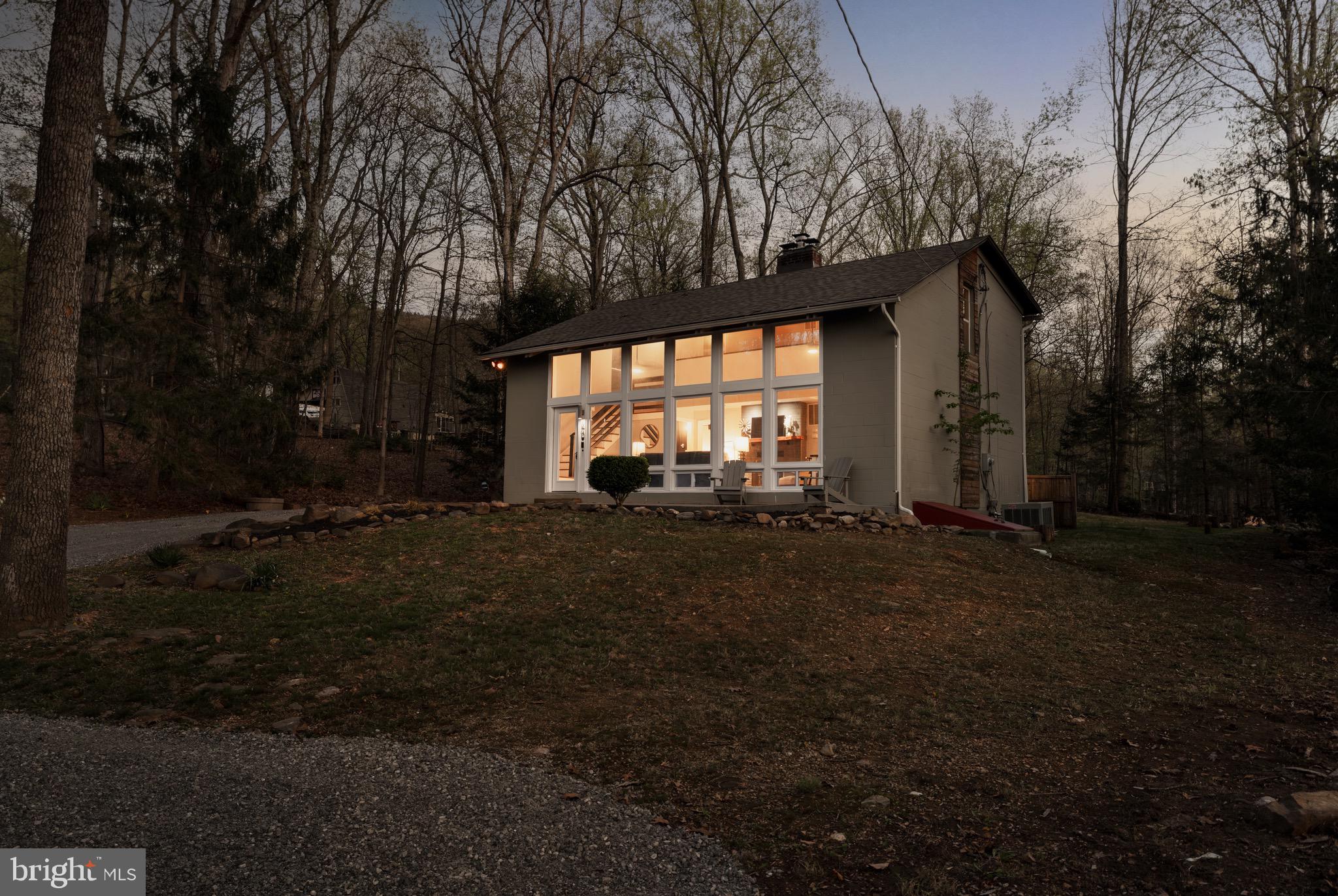 40 Crooked Rd