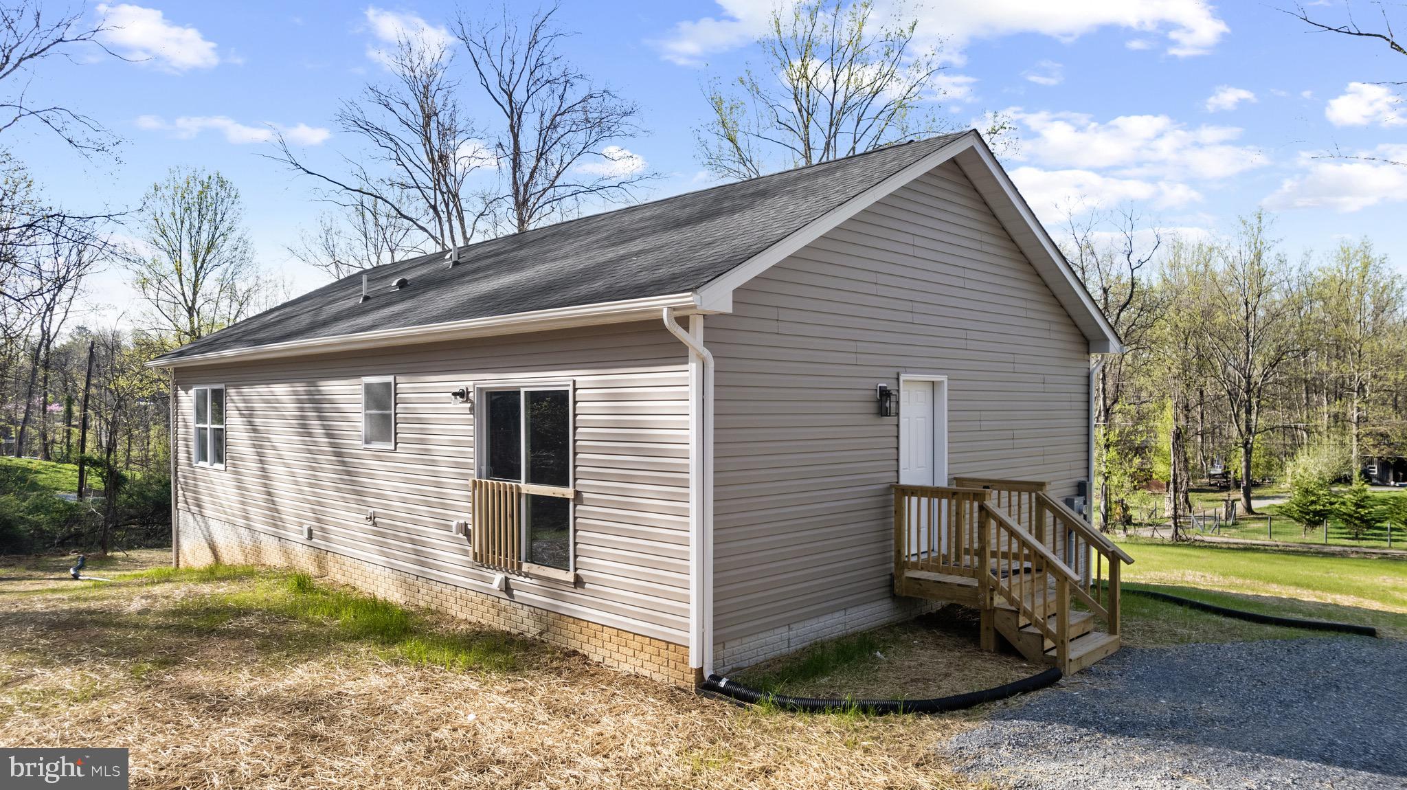 268 Dawn Ln