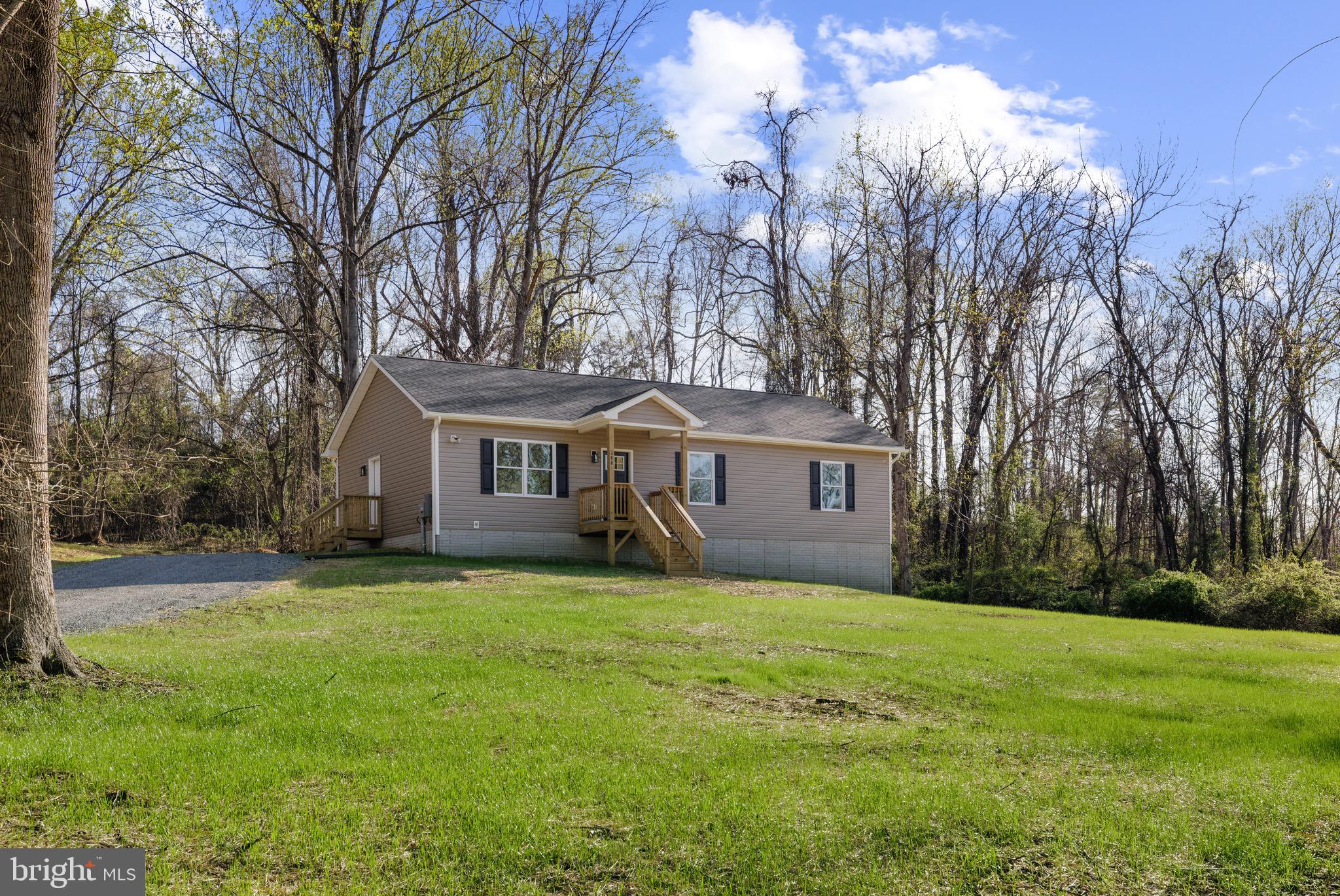268 Dawn Ln