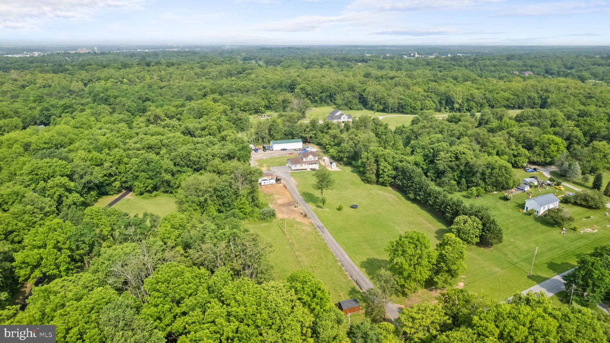 927 Persimmon Ln