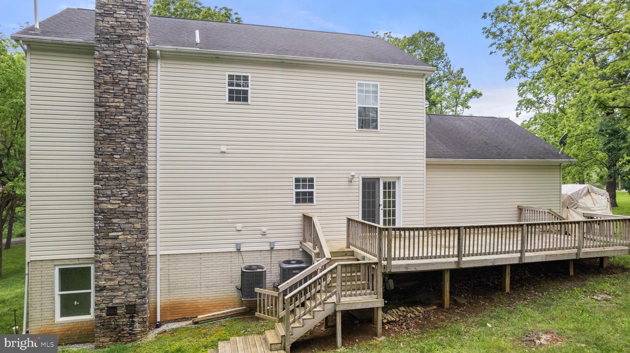 1118 John Brown Farm Rd