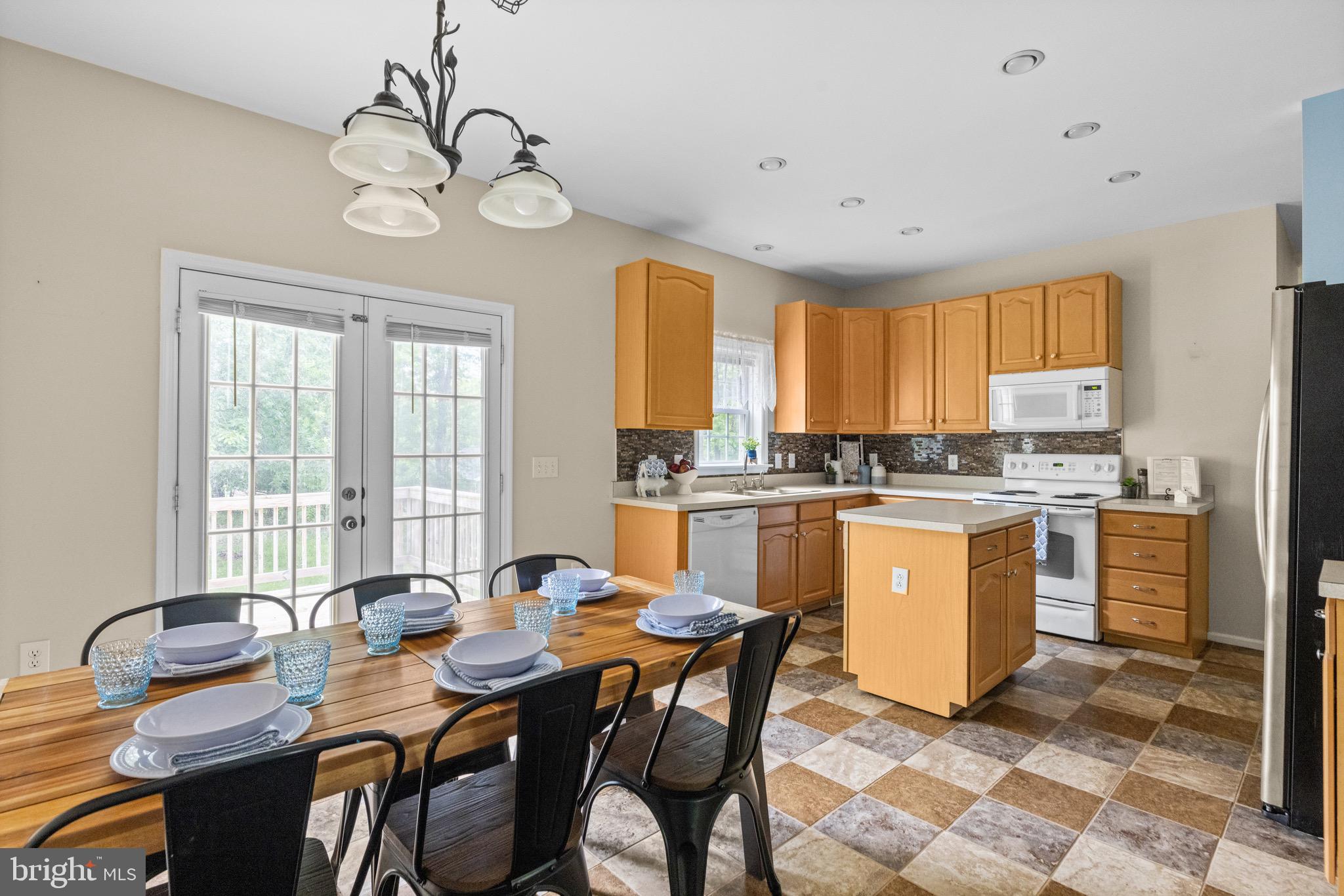 1118 John Brown Farm Rd