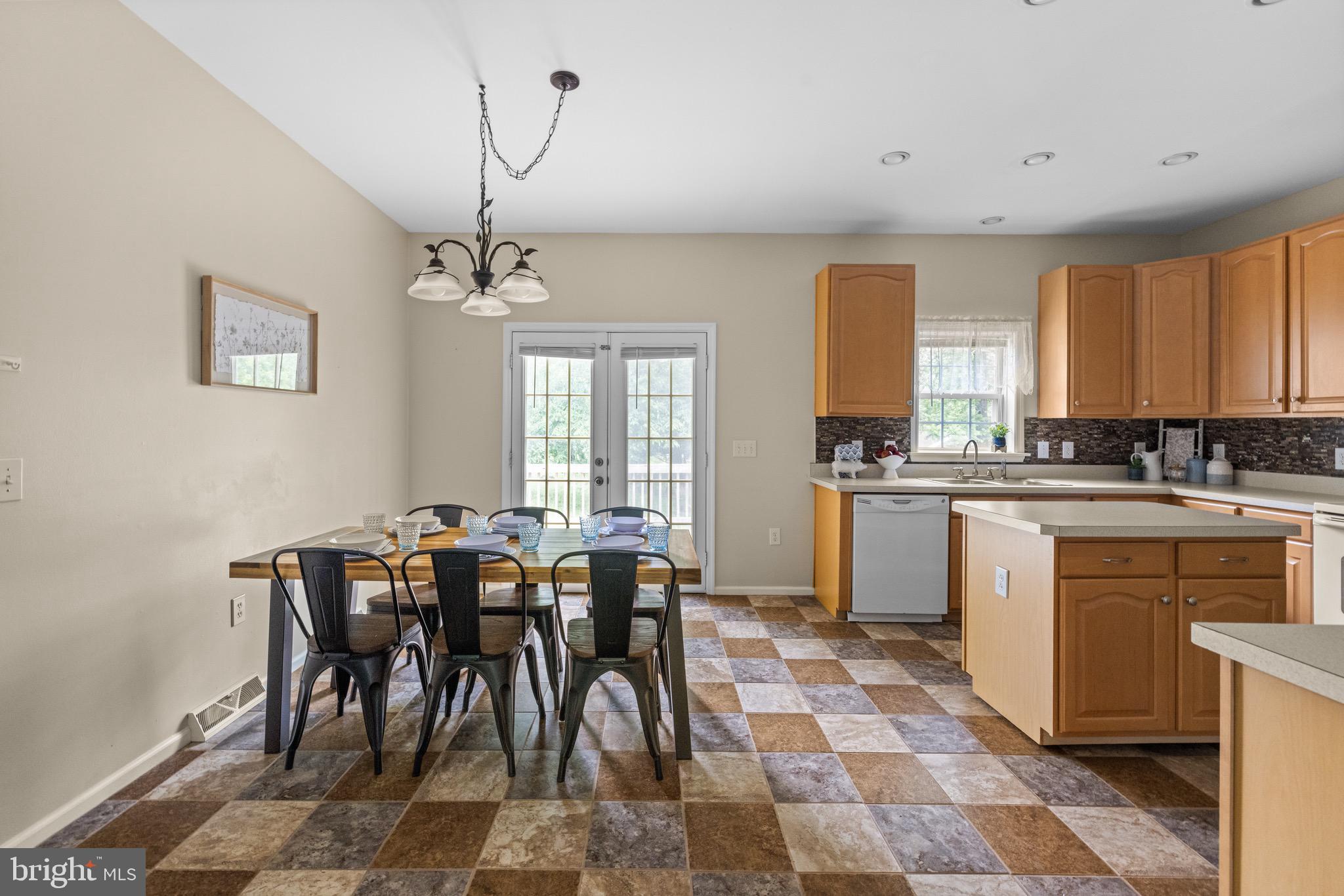 1118 John Brown Farm Rd