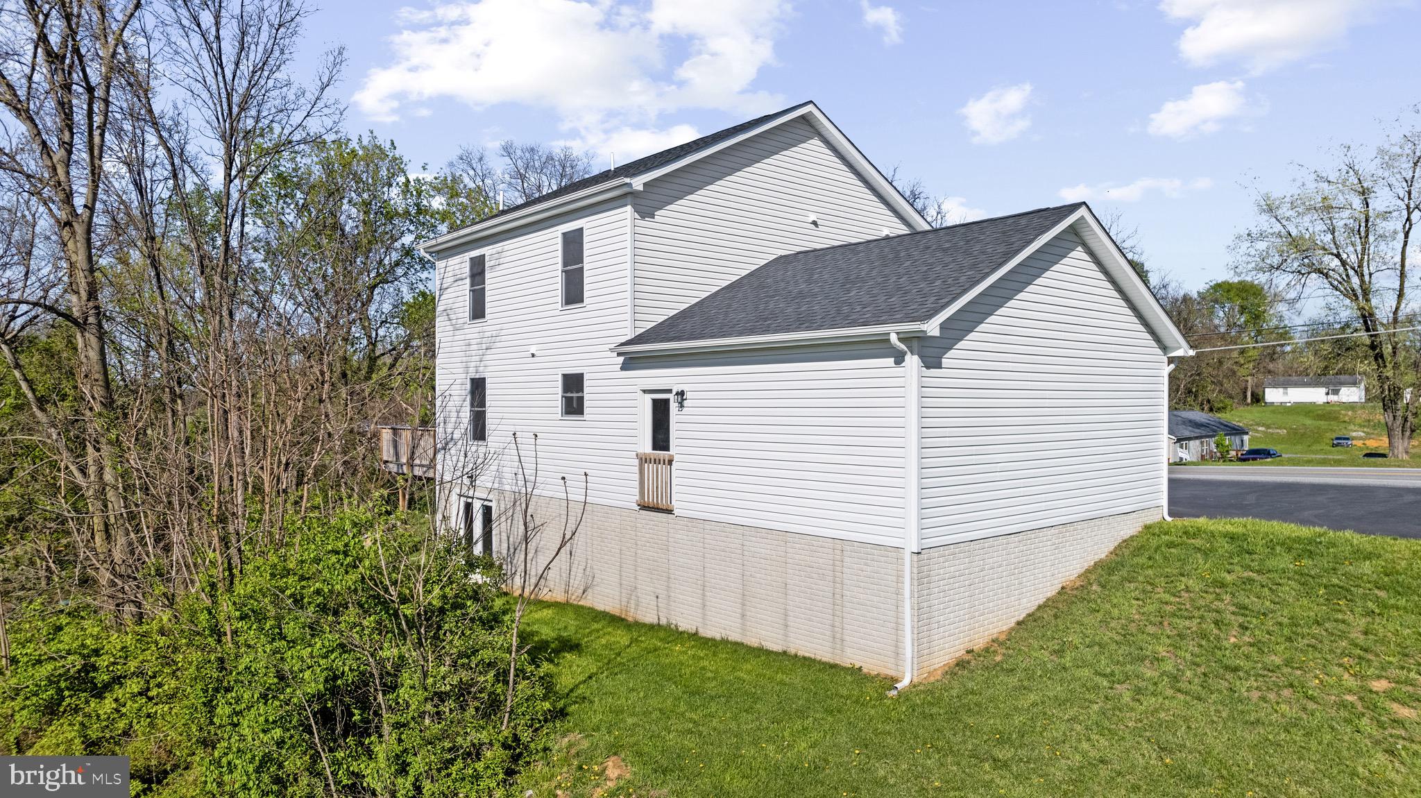 6064 Charles Town Rd