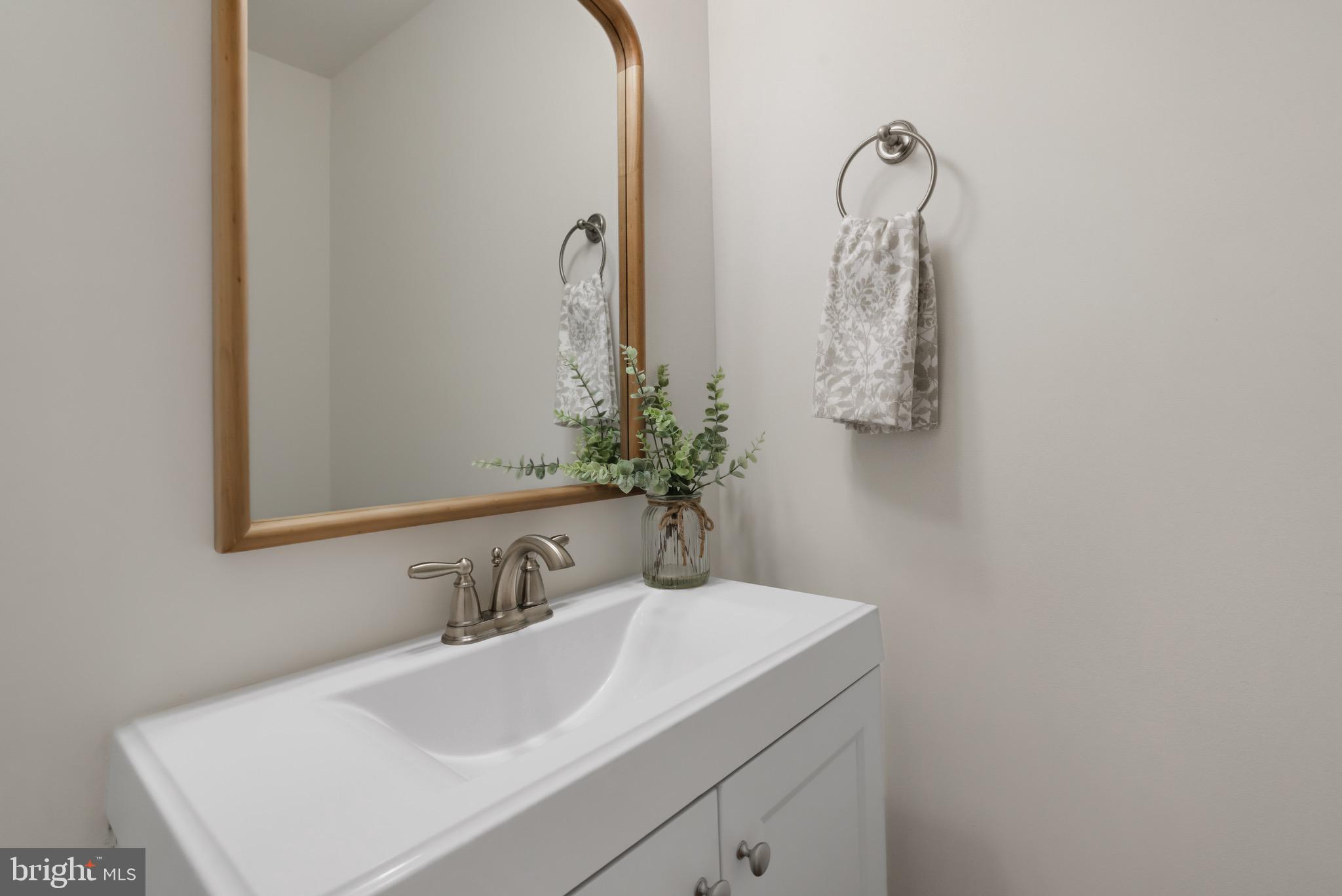 6064 Charles Town Rd