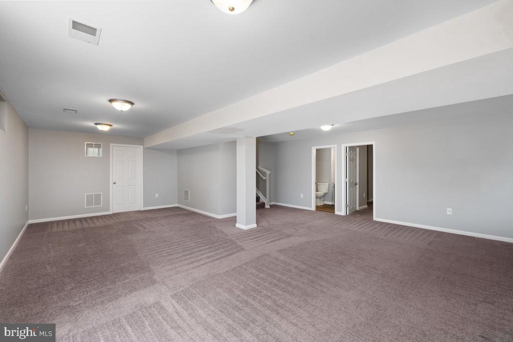 12 GLENBROOK RD