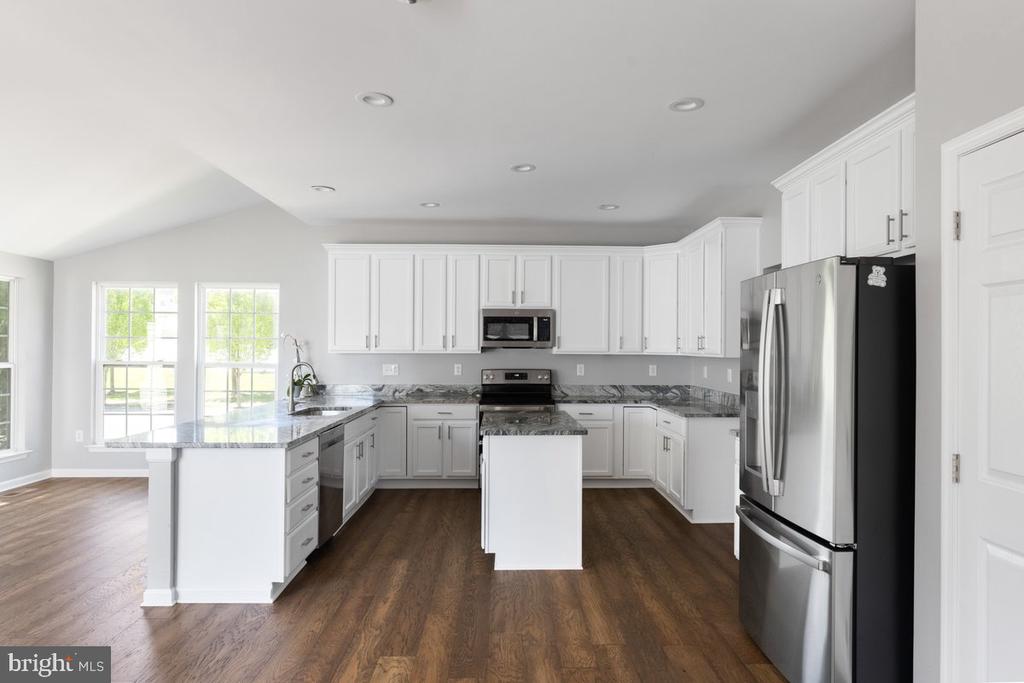 12 GLENBROOK RD