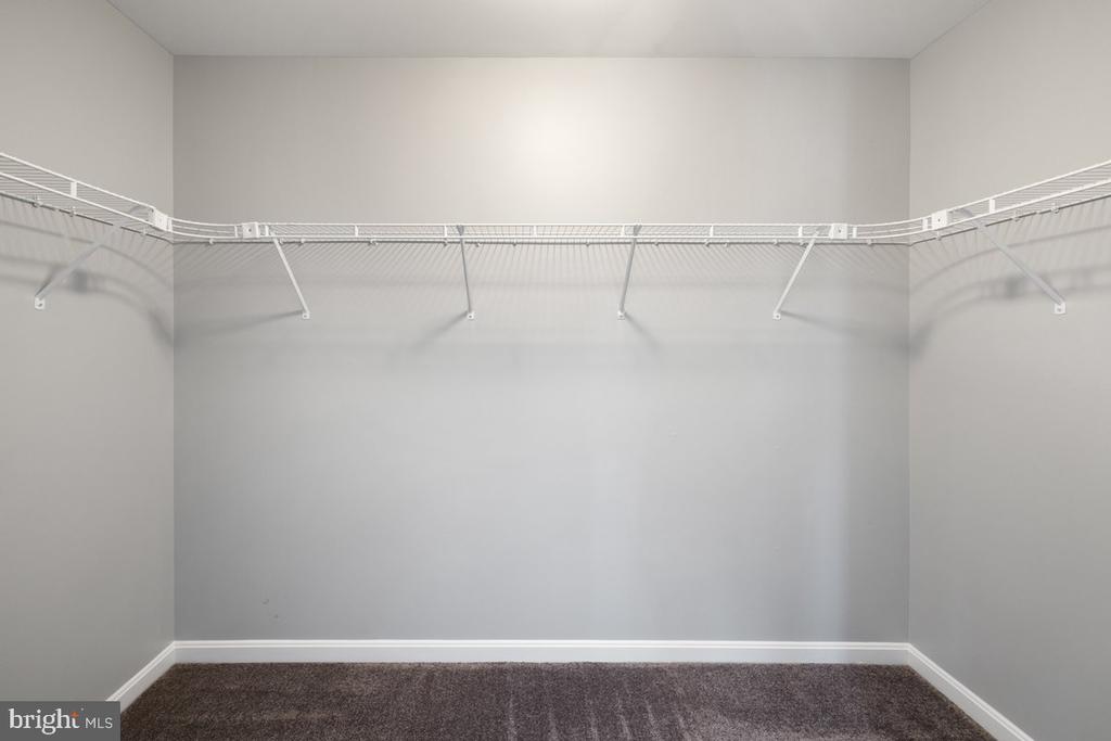 12 GLENBROOK RD
