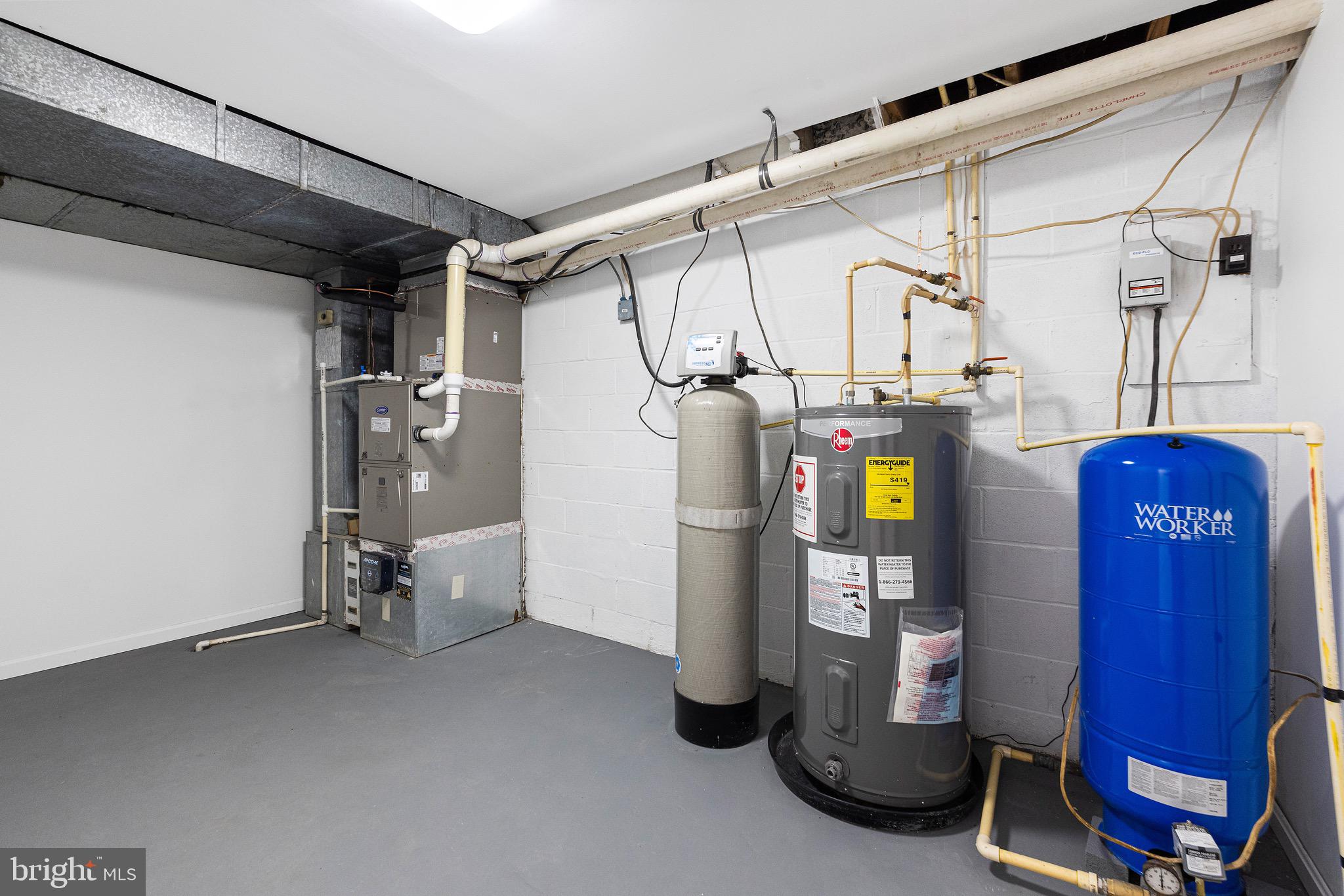 194 Black Cub Run Ln