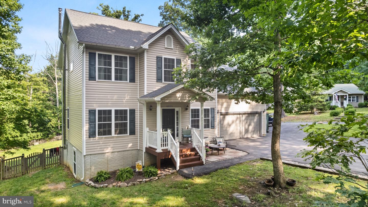 169 Johnnycake Ln