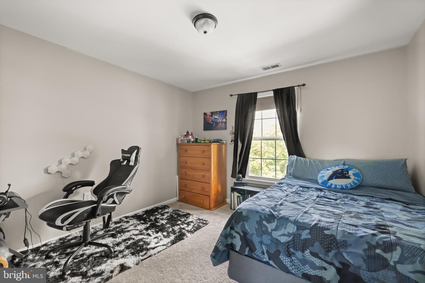 169 Johnnycake Ln
