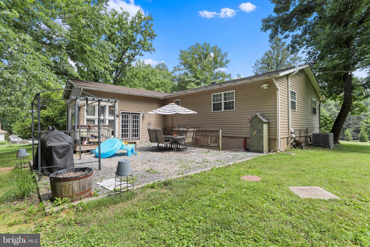 251 Kelly Dr