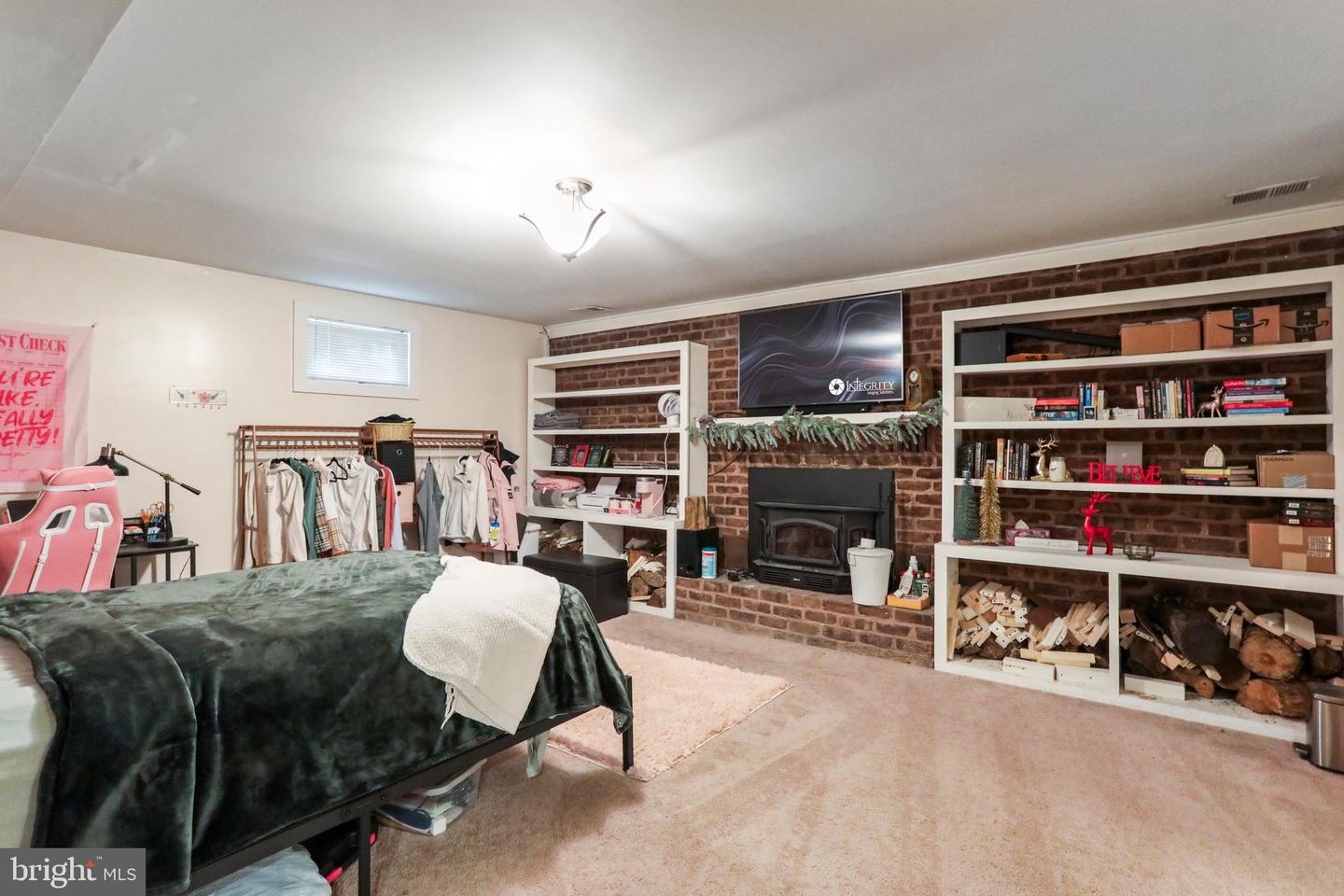 251 Kelly Dr