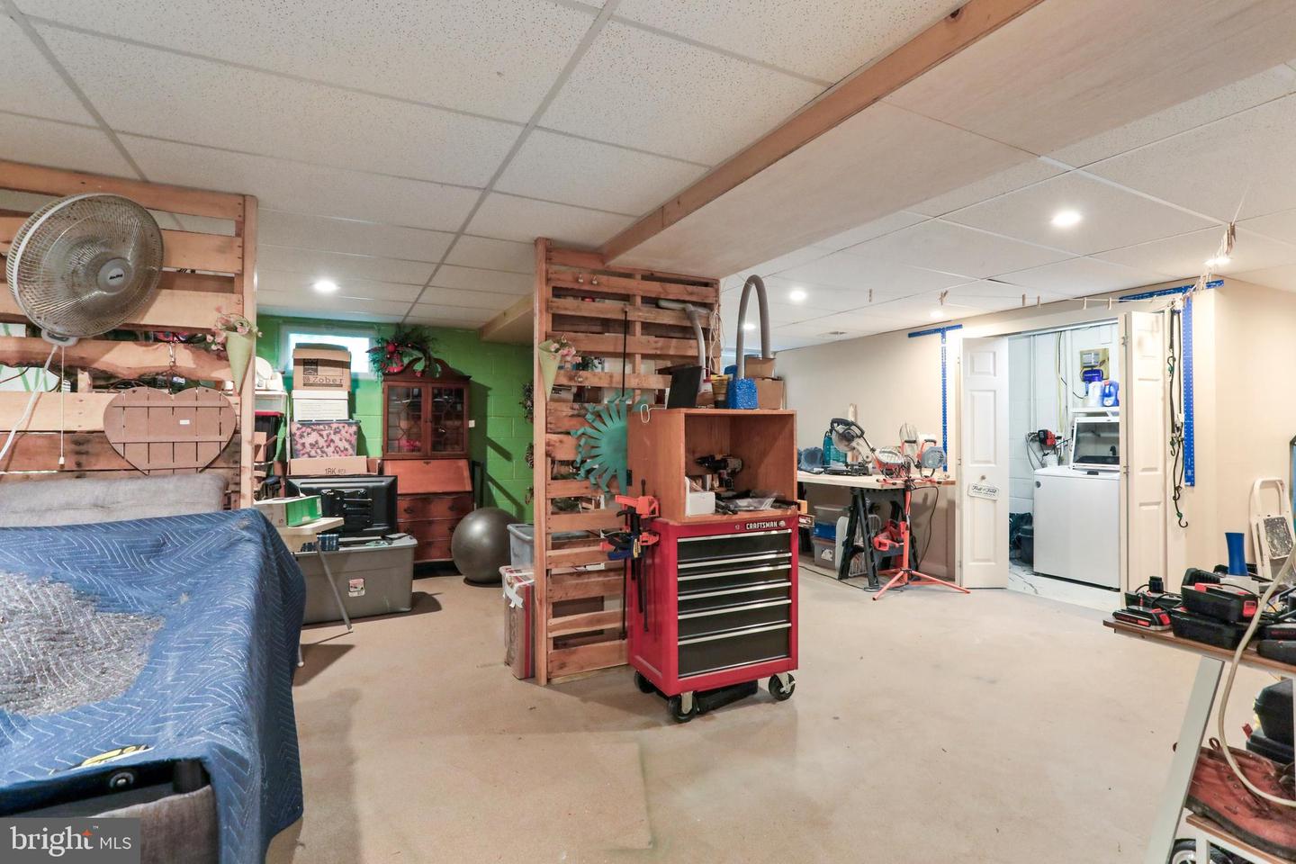 251 Kelly Dr