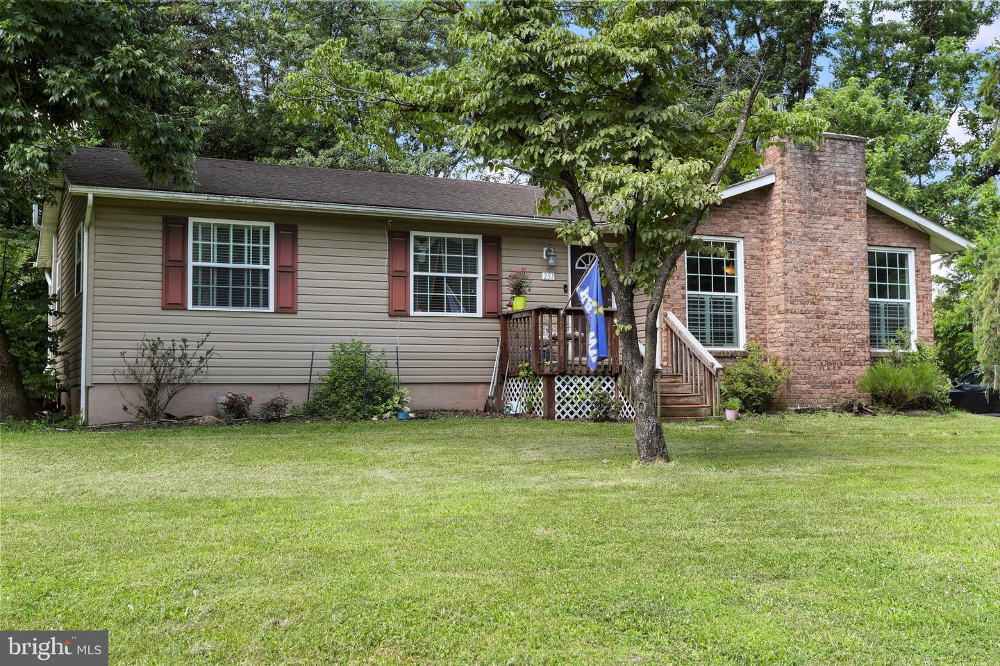 251 Kelly Dr
