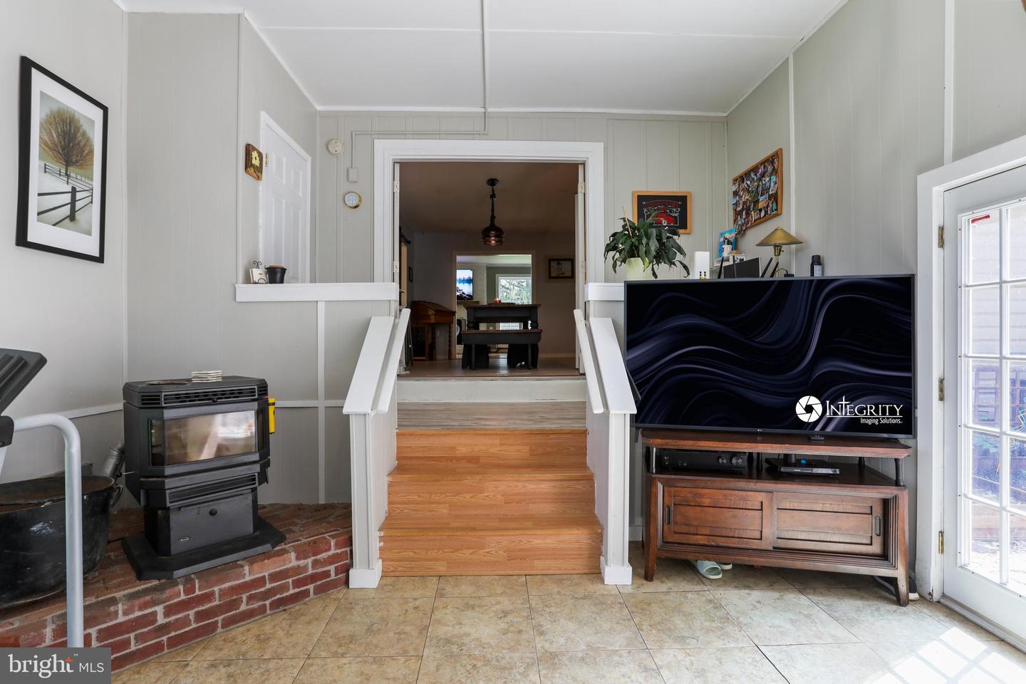 251 Kelly Dr