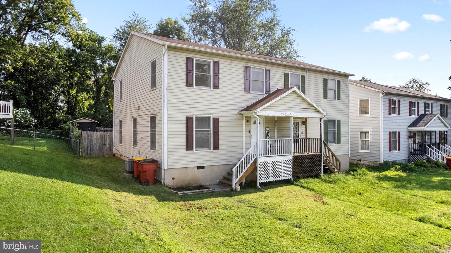 141 E Park Ave