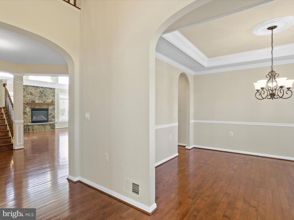 101 POTOMAC CROSSING STREET