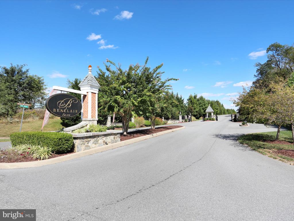 101 POTOMAC CROSSING STREET