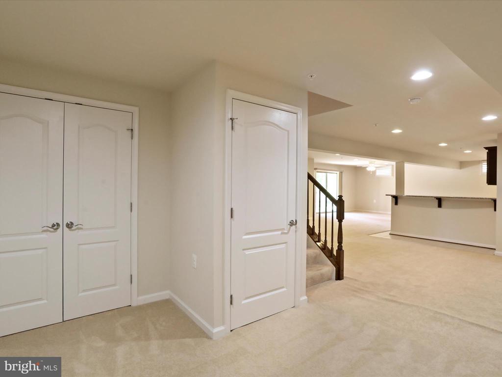 101 POTOMAC CROSSING STREET