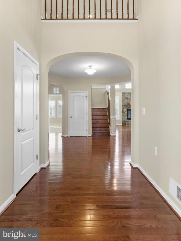 101 POTOMAC CROSSING STREET