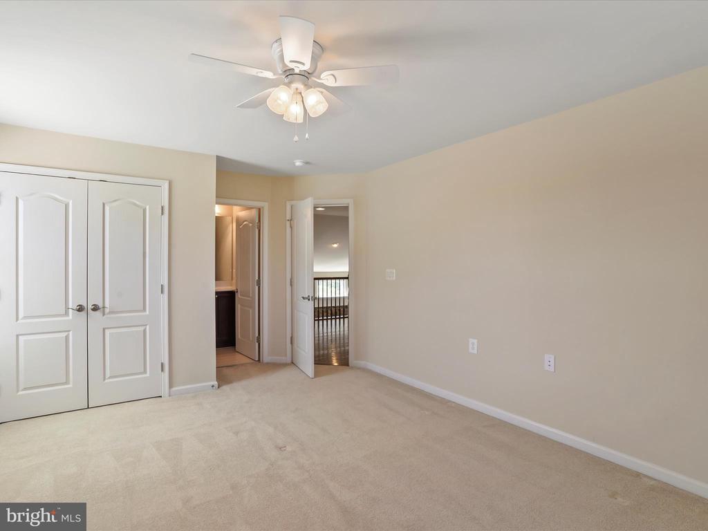 101 POTOMAC CROSSING STREET