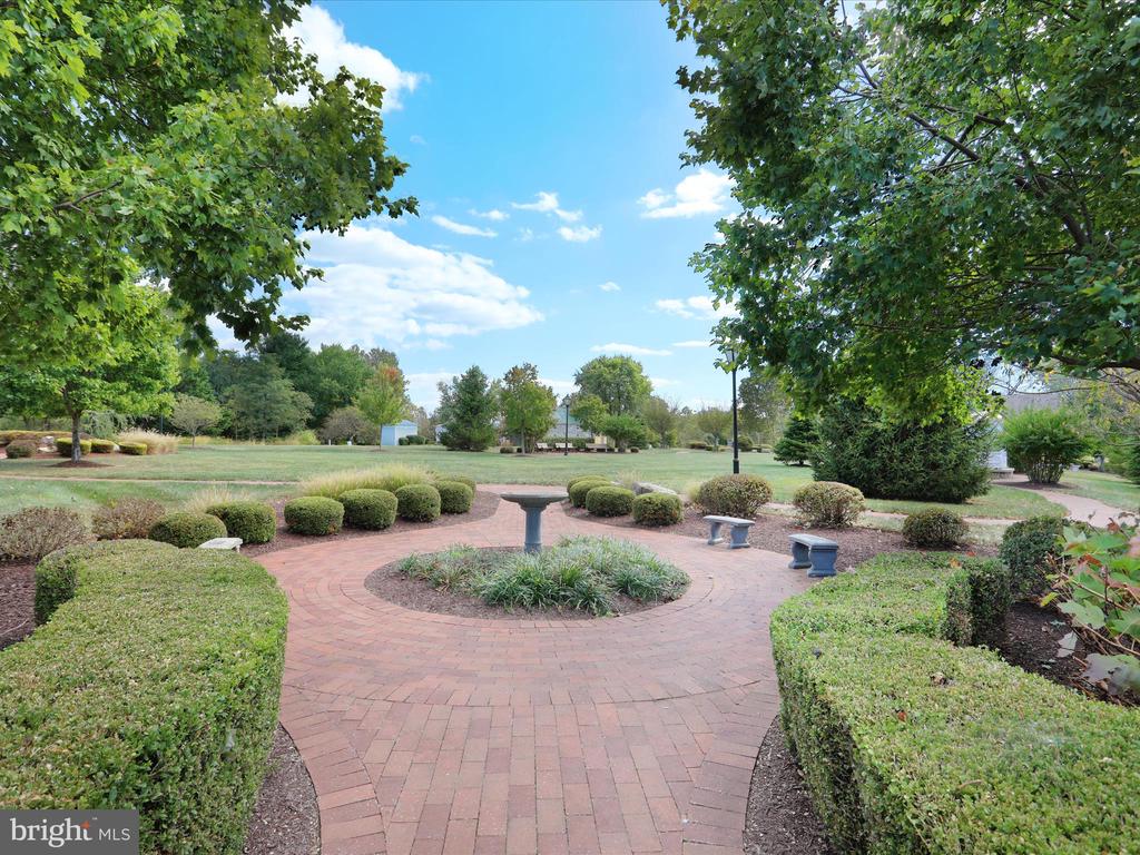101 POTOMAC CROSSING STREET