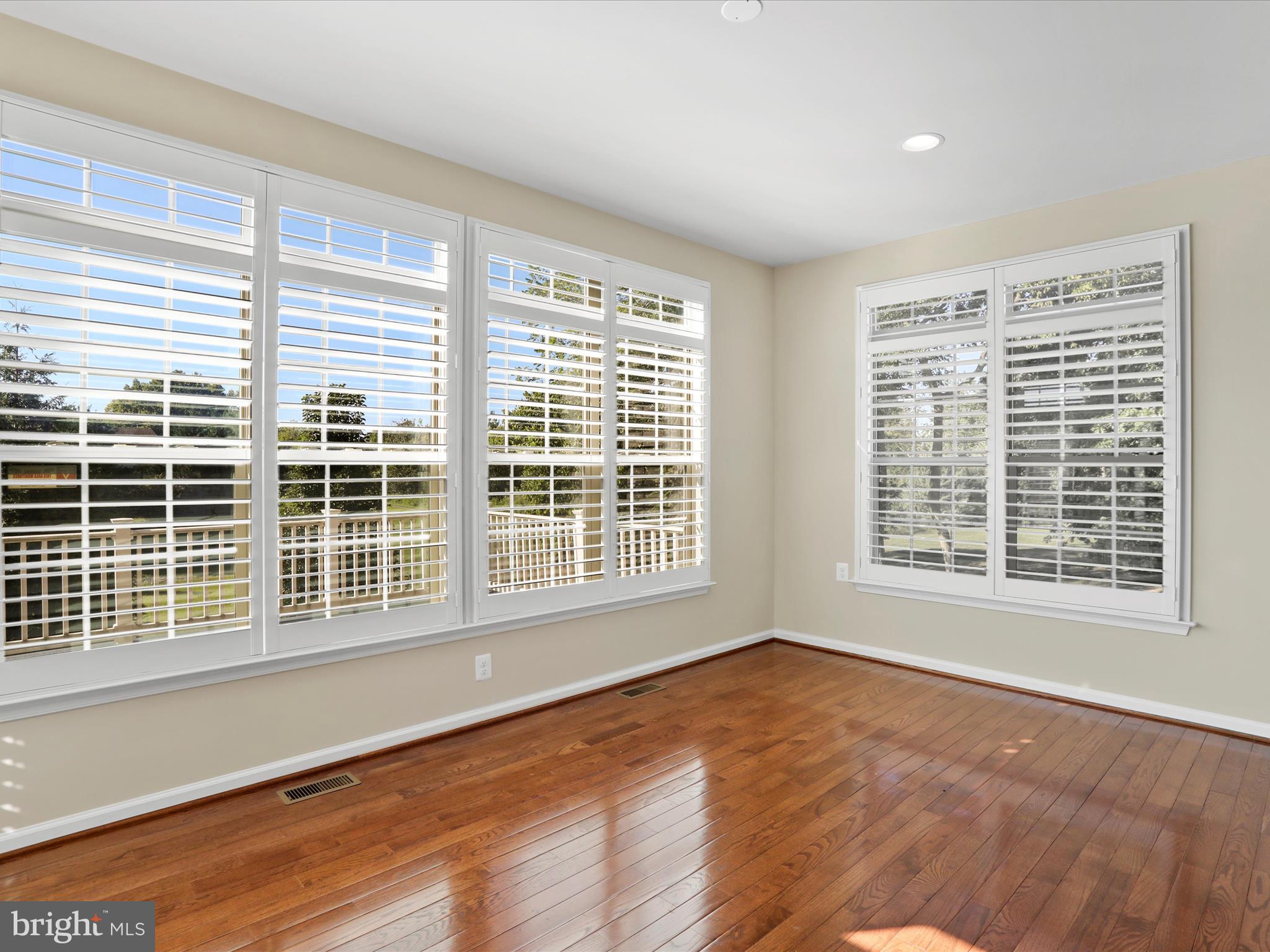 101 POTOMAC CROSSING STREET