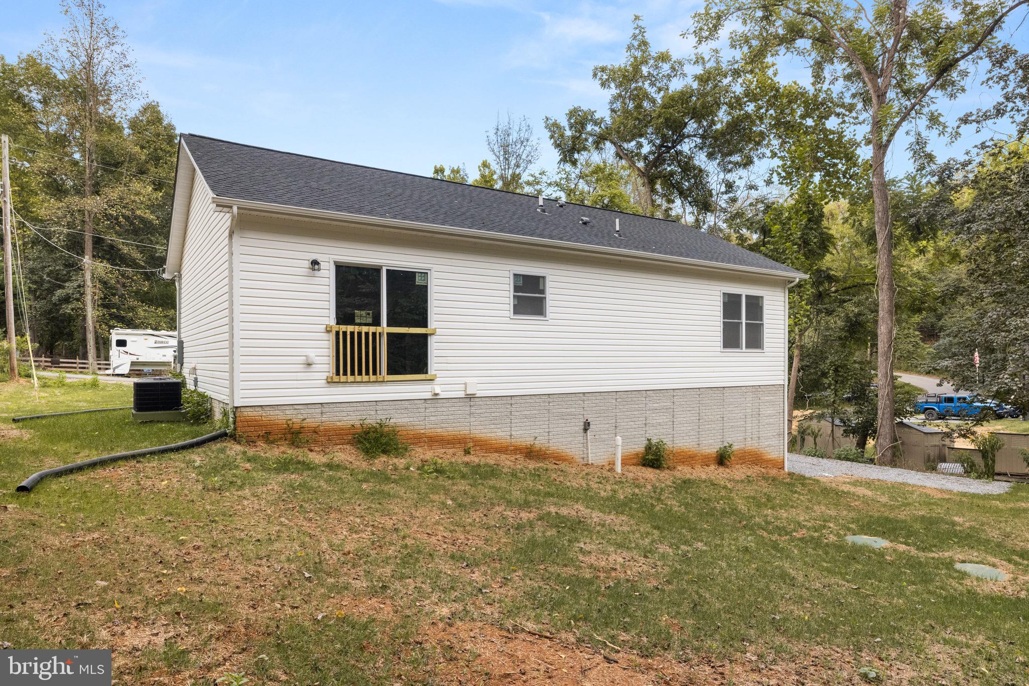 303 FOOTHILL LANE