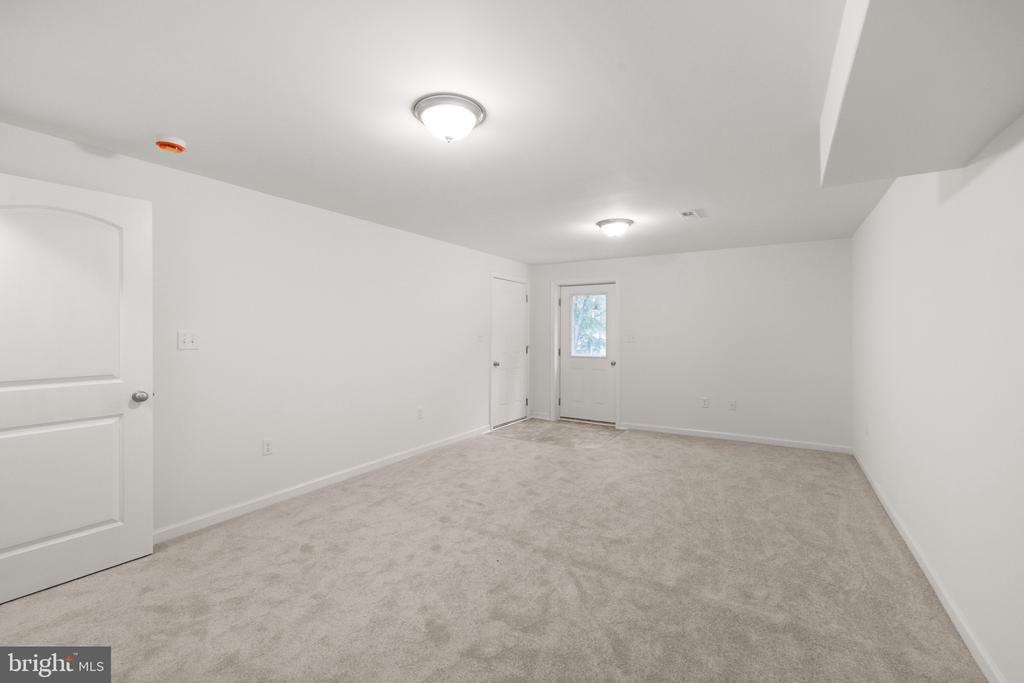 303 FOOTHILL LANE