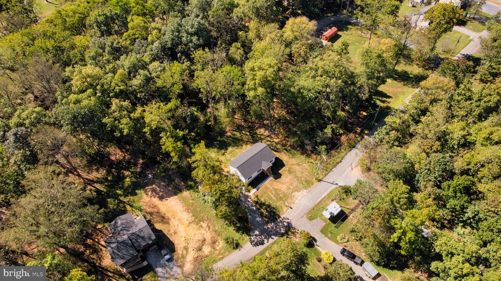 303 FOOTHILL LANE